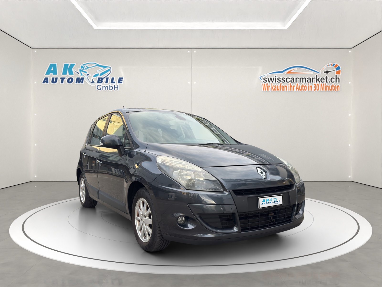 RENAULT Scénic 2.0 16V Dynamique X-Tronic CVT-showroom-element-1