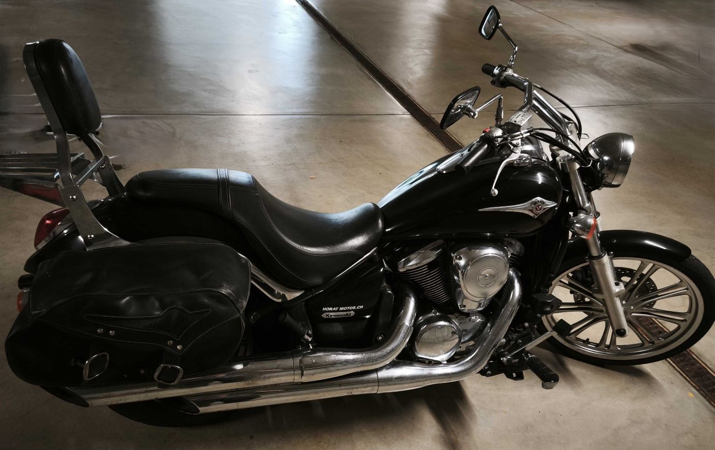 KAWASAKI VN 900 Custom-image-1