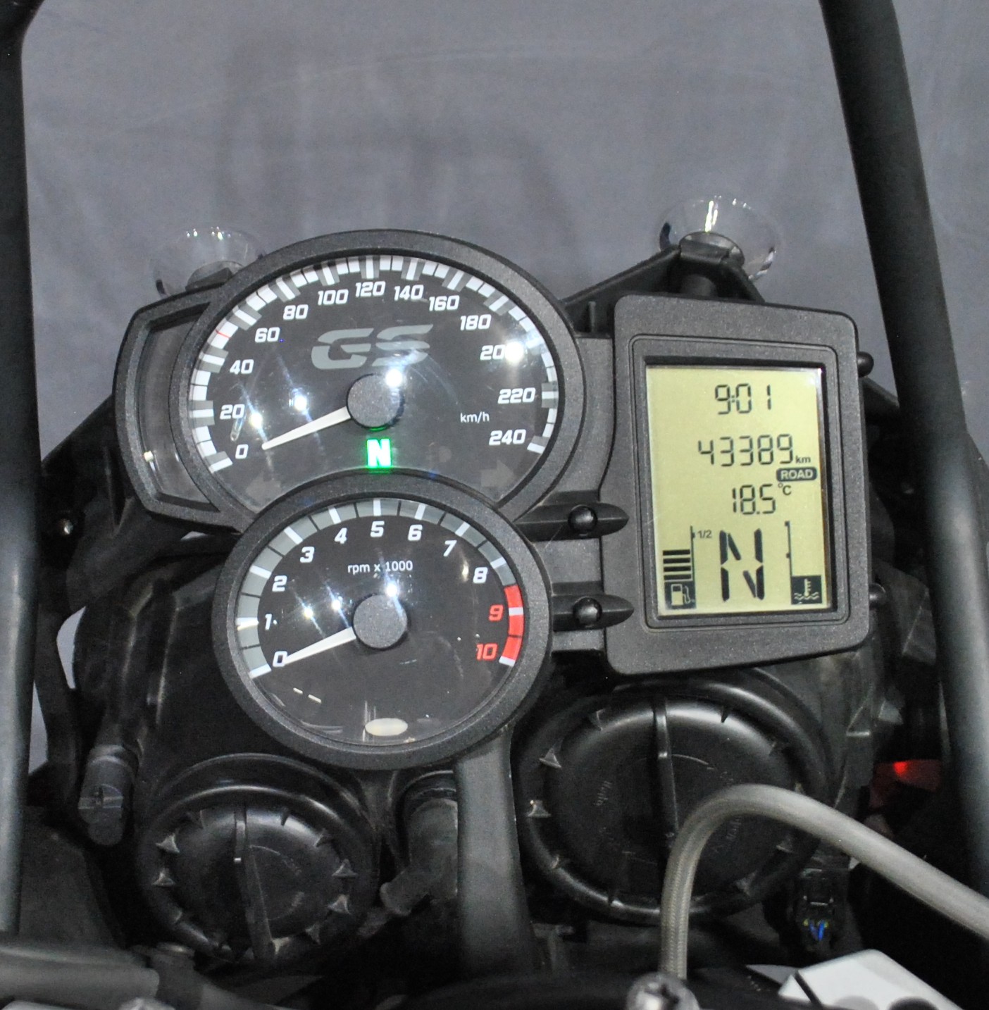 BMW F 800 GS Adventure ABS-image-5