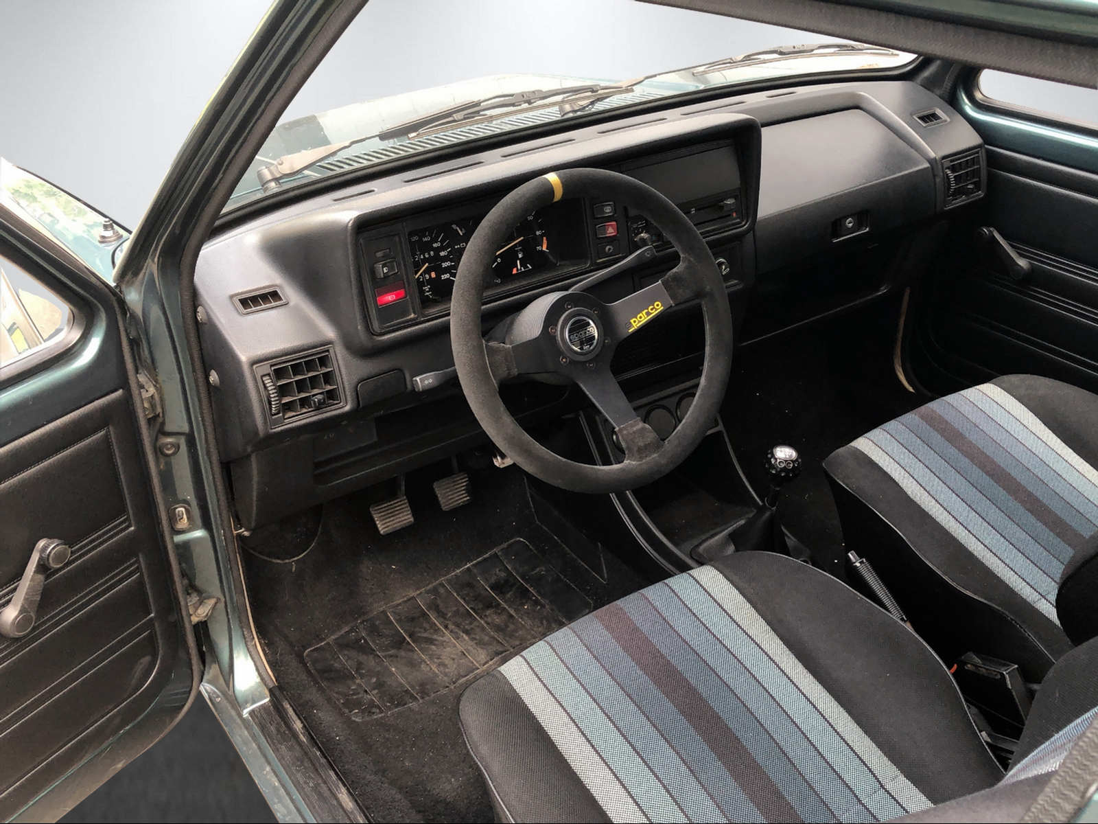 VW Golf 1800 GTI-image-8