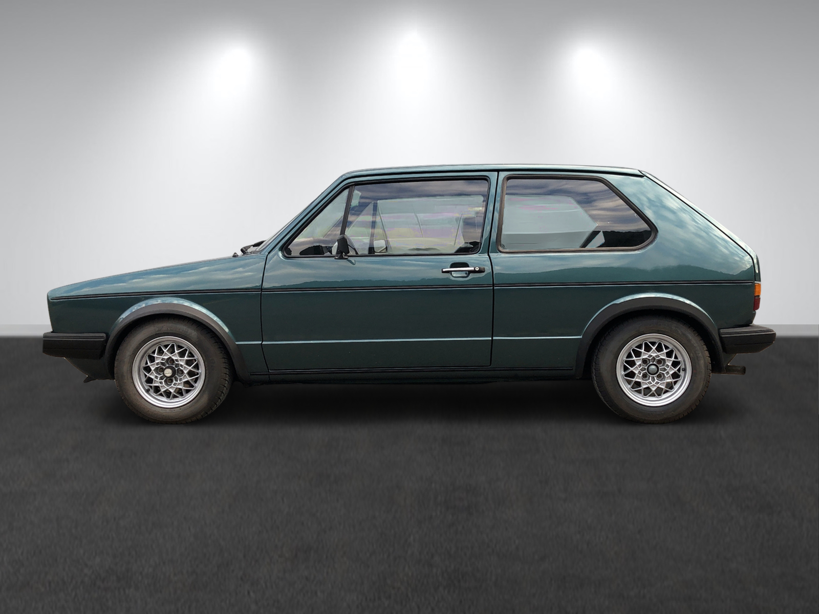 VW Golf 1800 GTI-showroom-element-3
