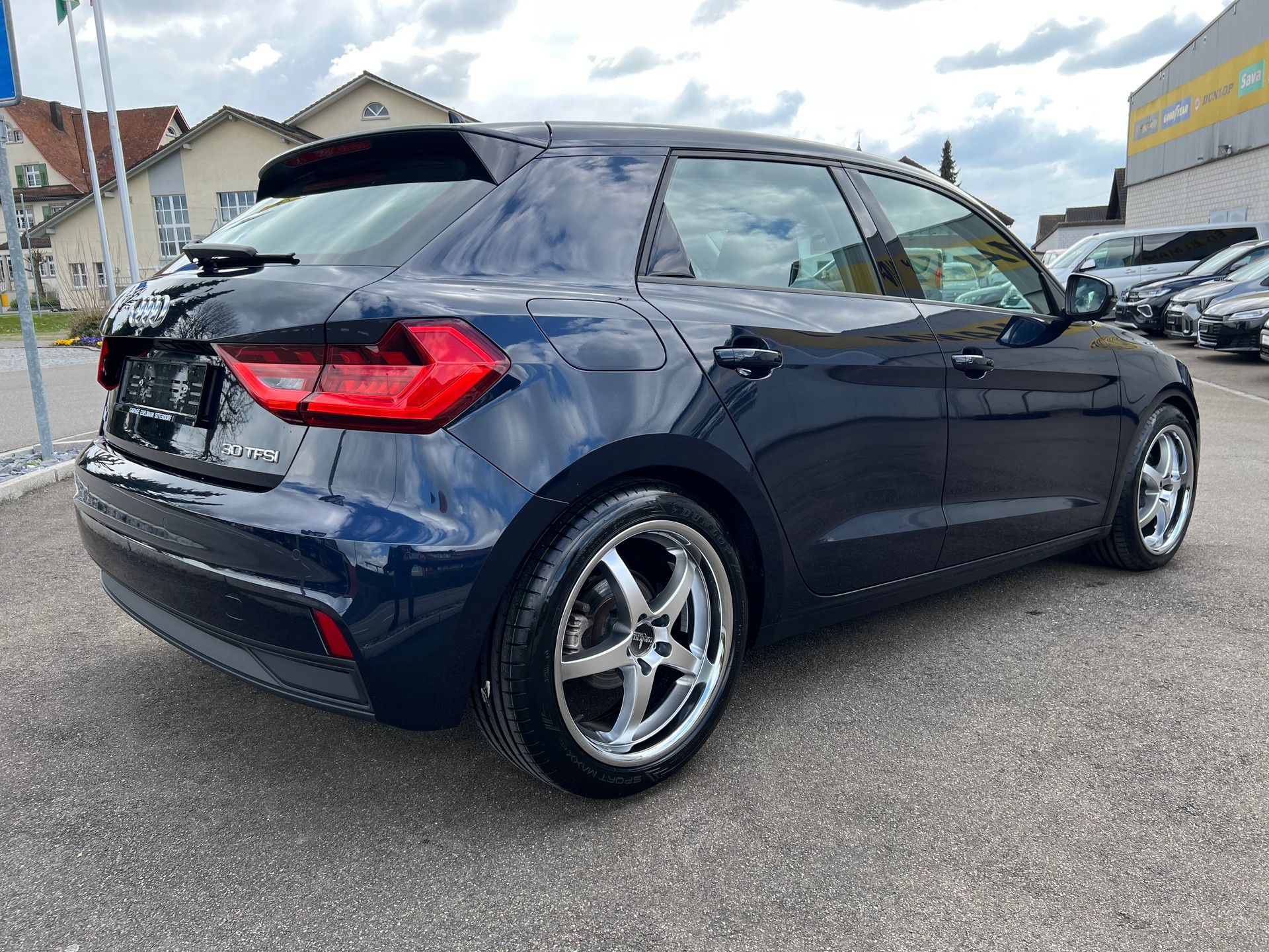 AUDI A1 Sportback 30 TFSI Attraction S-tronic-image-5