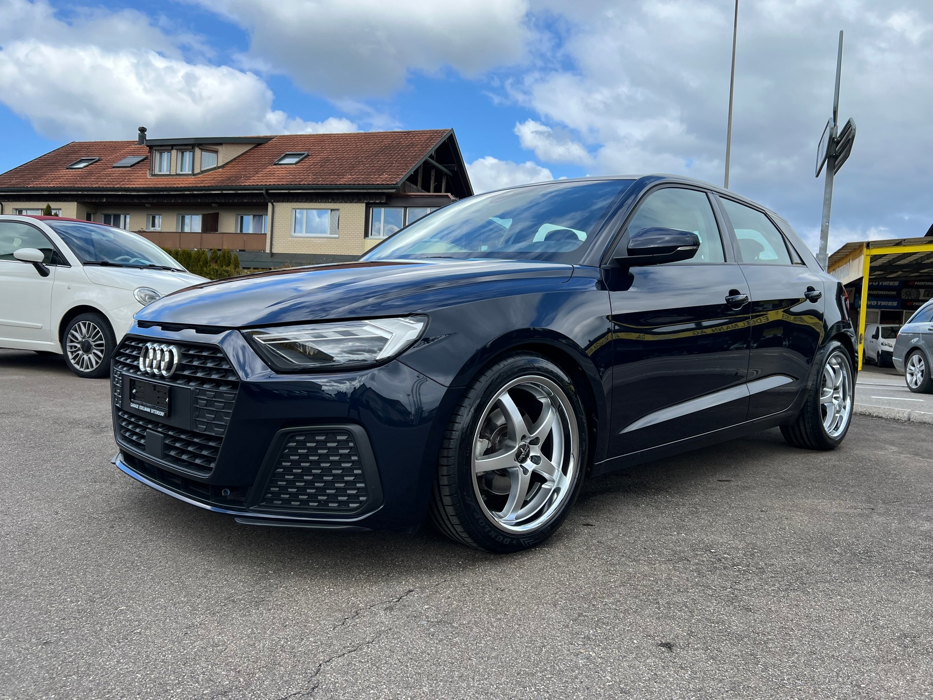 AUDI A1 Sportback 30 TFSI Attraction S-tronic-showroom-element-1