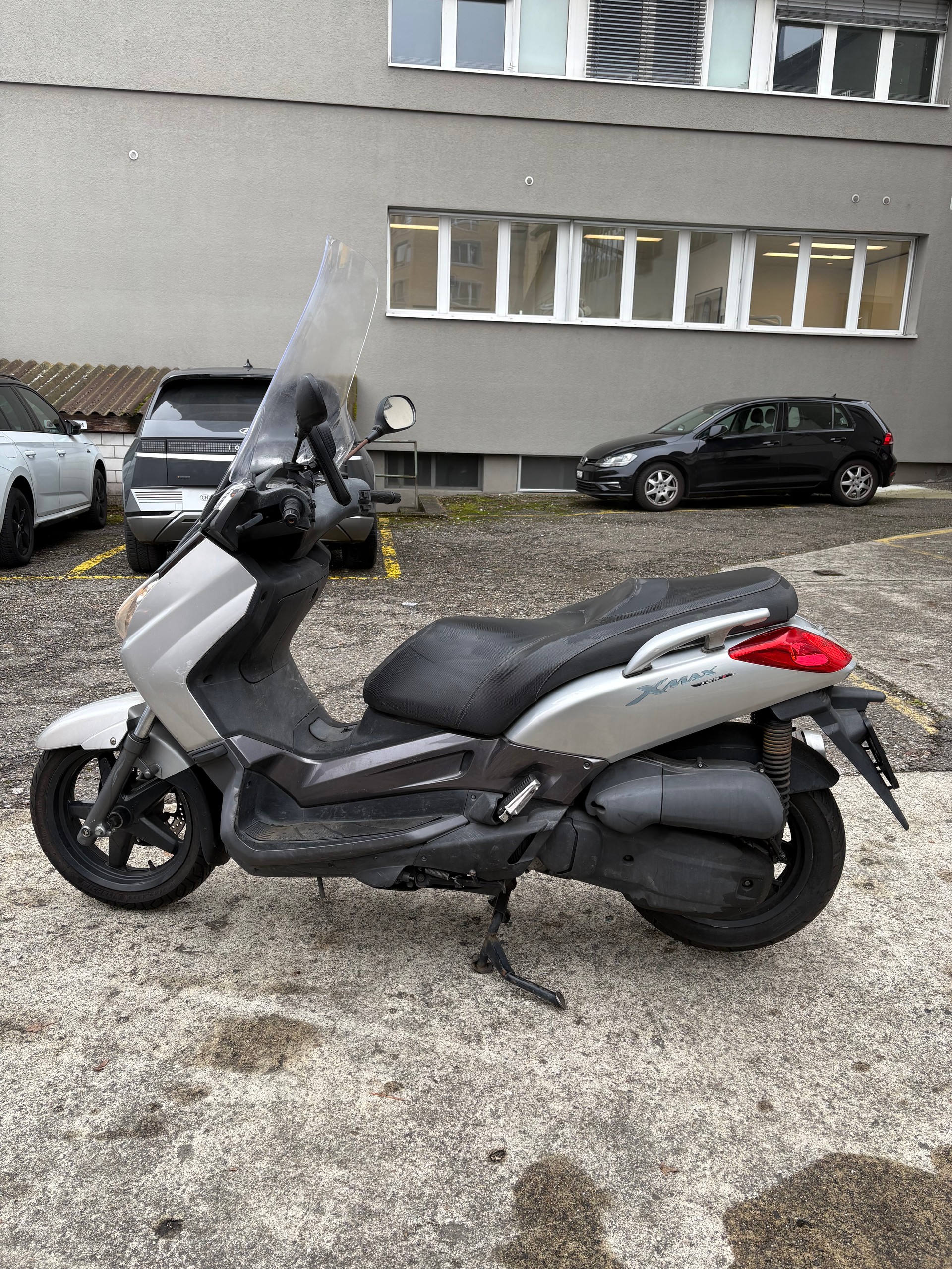 YAMAHA X-Max YP 125 R - GRATIS LIEFERUNG*-image-1