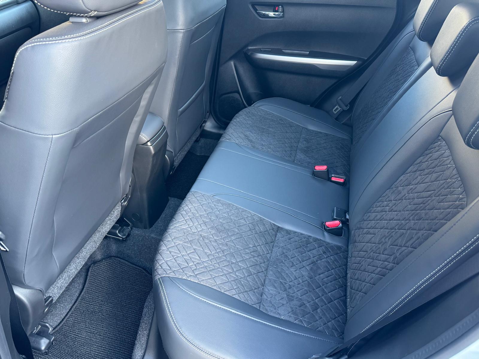 SUZUKI Vitara 1.4 Boosterjet Compact Top 4x4 Hybrid Automatic-image-5