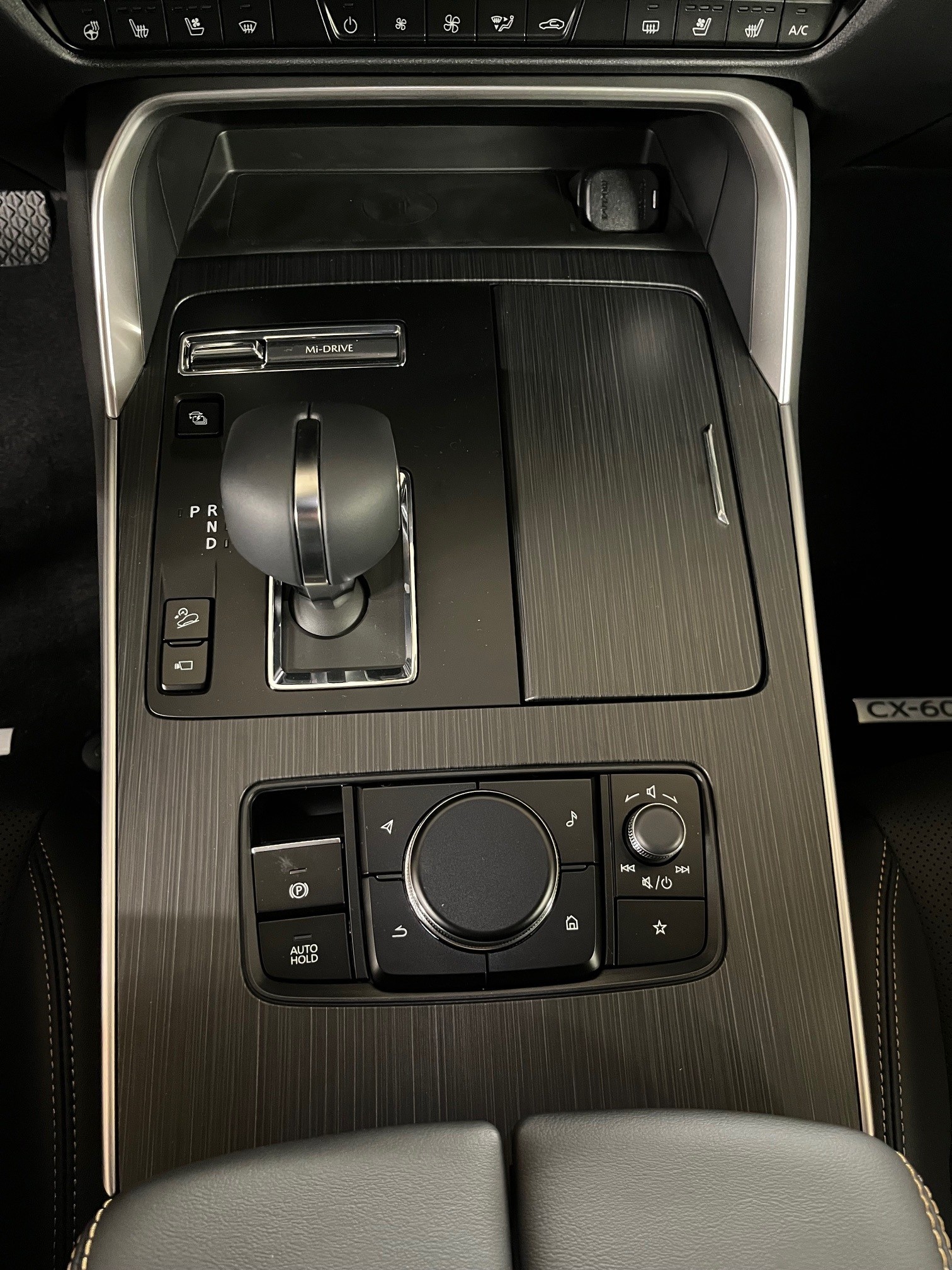 MAZDA CX-60 e-Skyactiv PHEV 327 AWD Homura-image-11