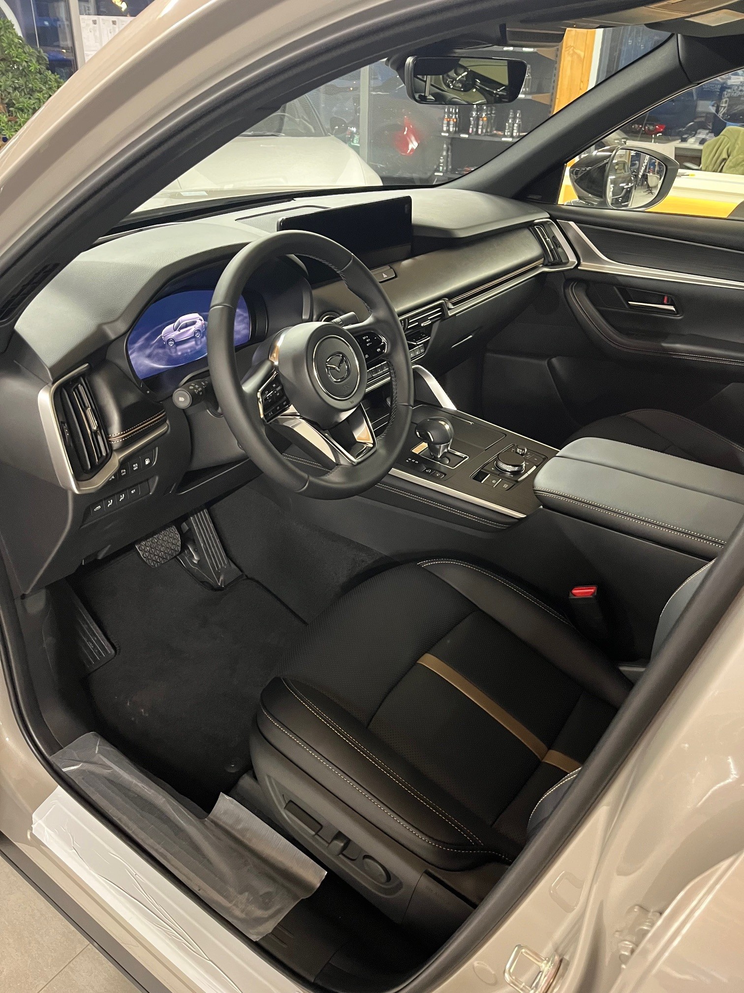 MAZDA CX-60 e-Skyactiv PHEV 327 AWD Homura-image-8