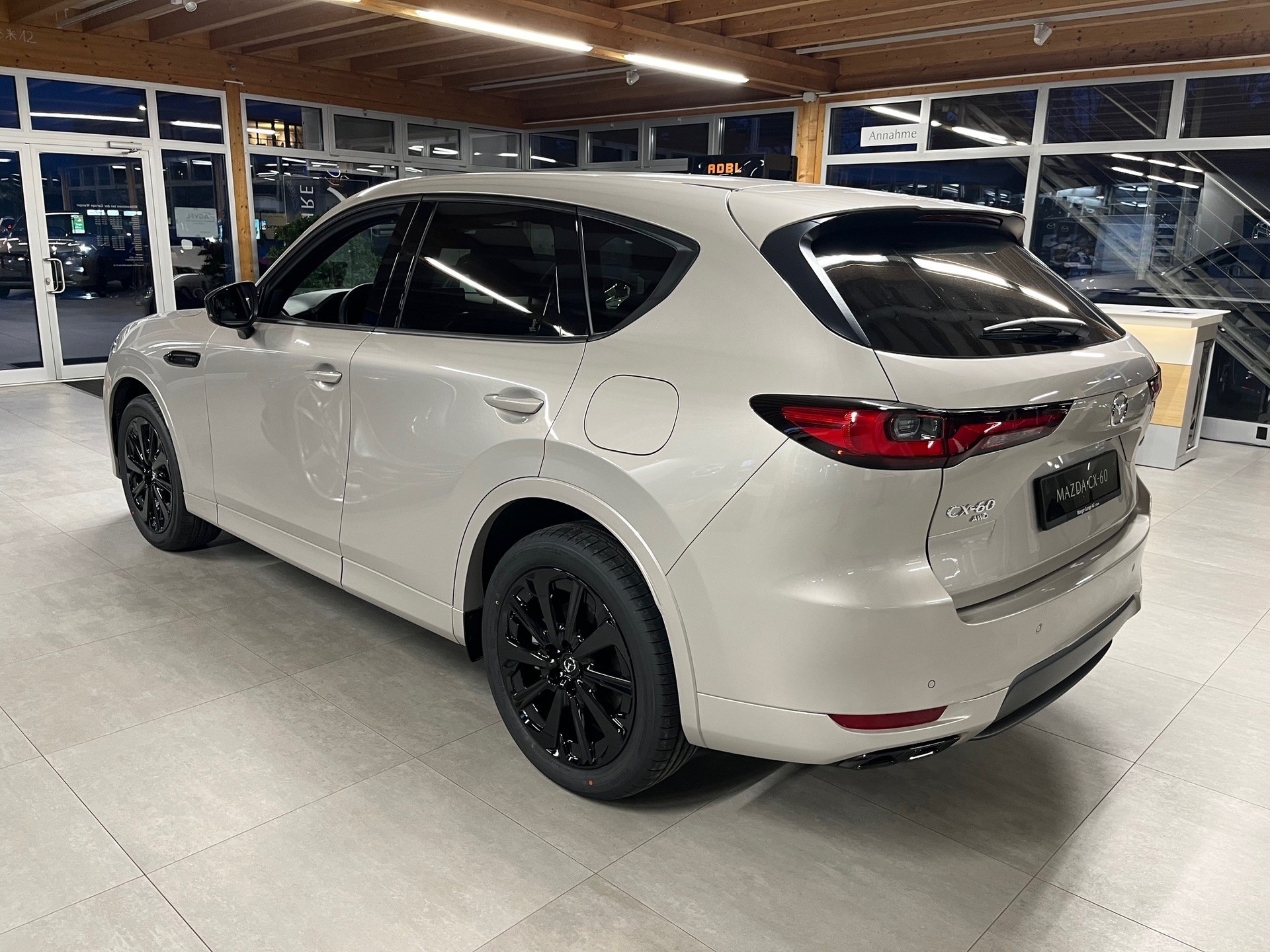 MAZDA CX-60 e-Skyactiv PHEV 327 AWD Homura-image-5
