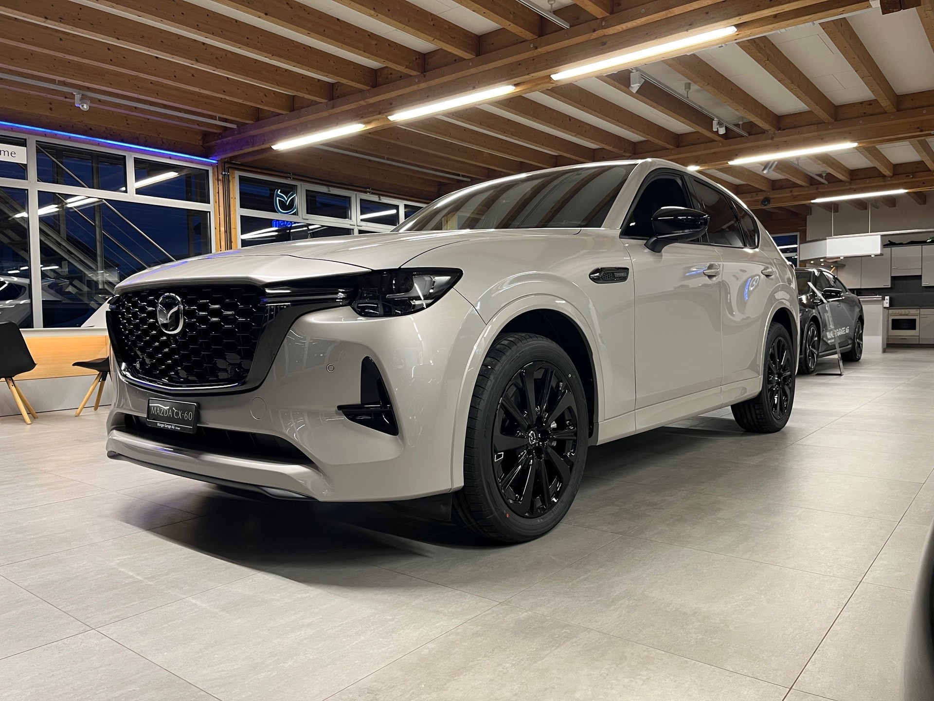 MAZDA CX-60 e-Skyactiv PHEV 327 AWD Homura-image-2