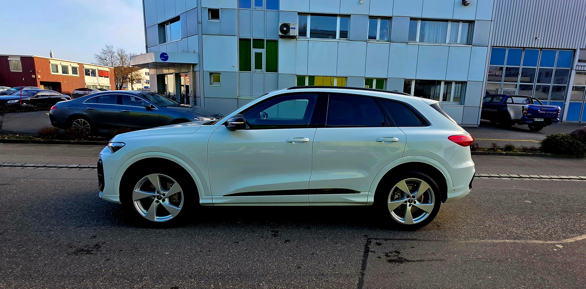 AUDI Q5 TFSI QUATTRO 150KW S-LINE S-tronic-image-6