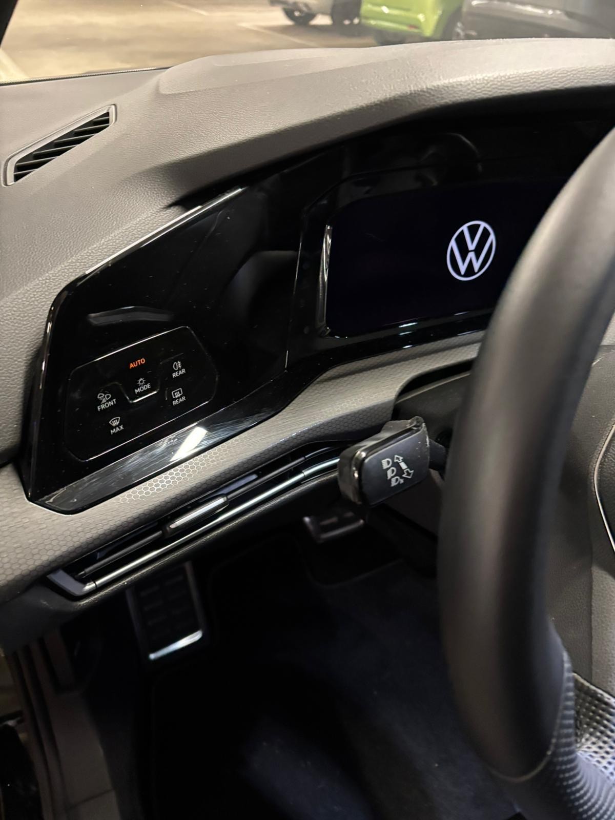 VW Golf 1.4 TSI PHEV GTE-image-13