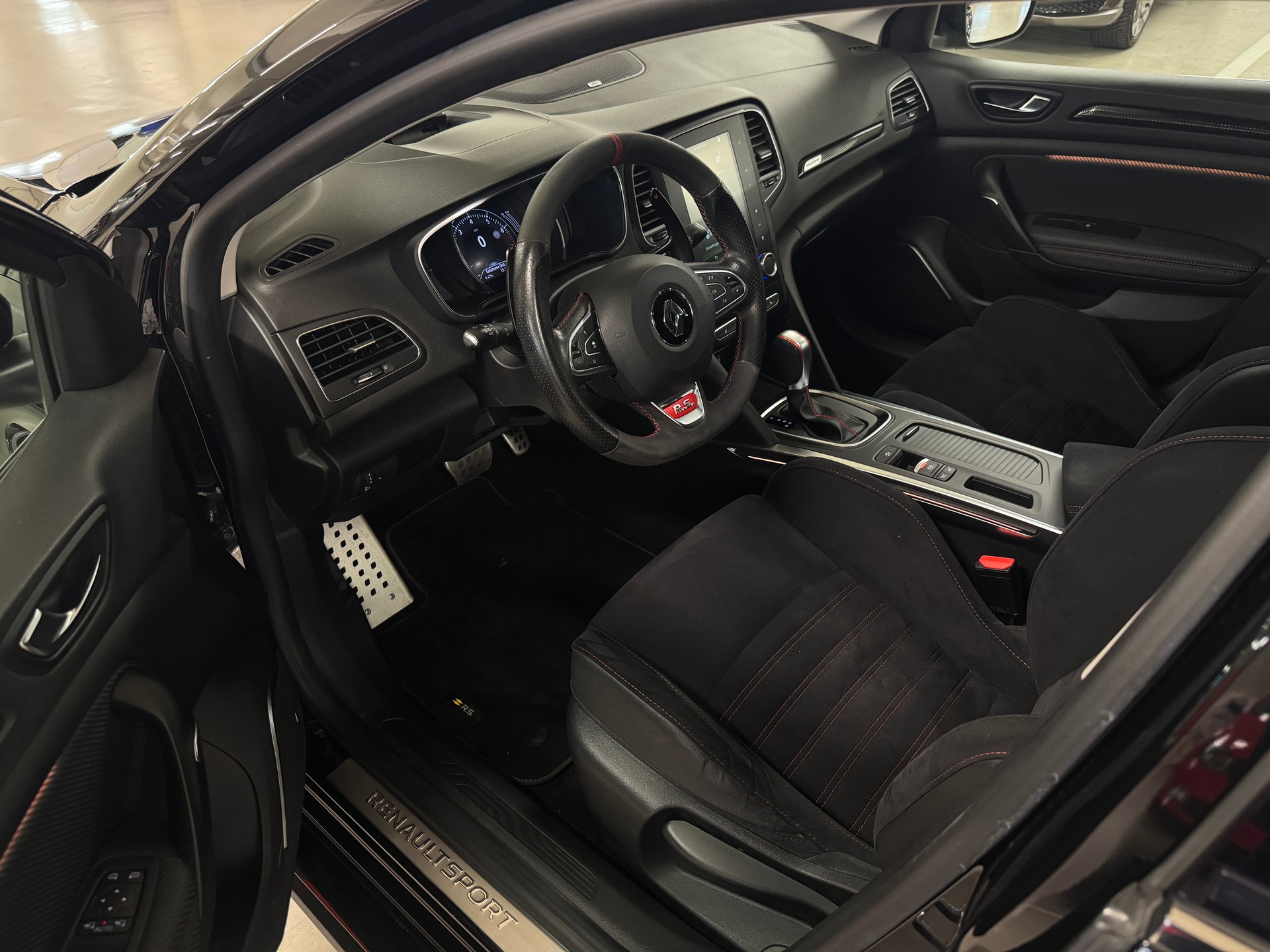 RENAULT Mégane Trophy 300 EDC I Frisch ab MFK 02.26 I Frisch ab Service I CH-Fhrz. I Aus erster Hand I TOP Angebot I Sehr gepflegt I-image-12