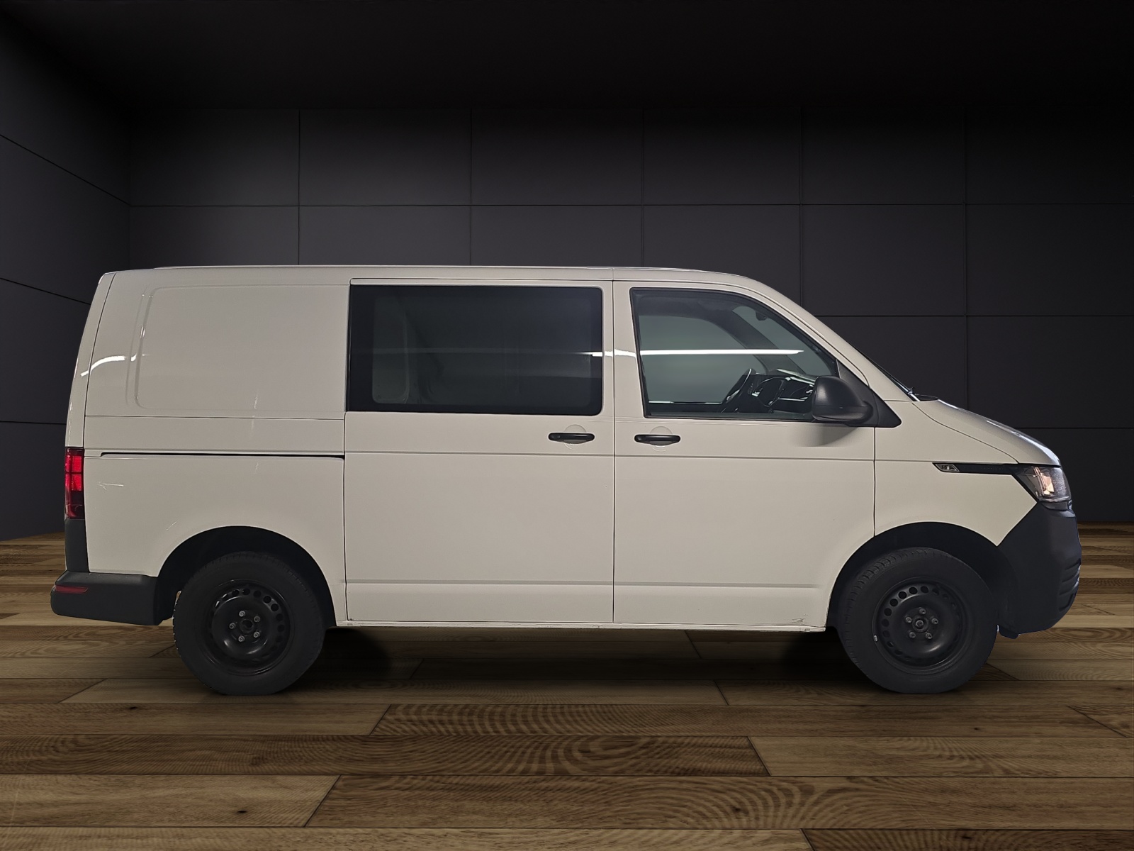 VW T6.1 2.0 TDI Entry-image-4