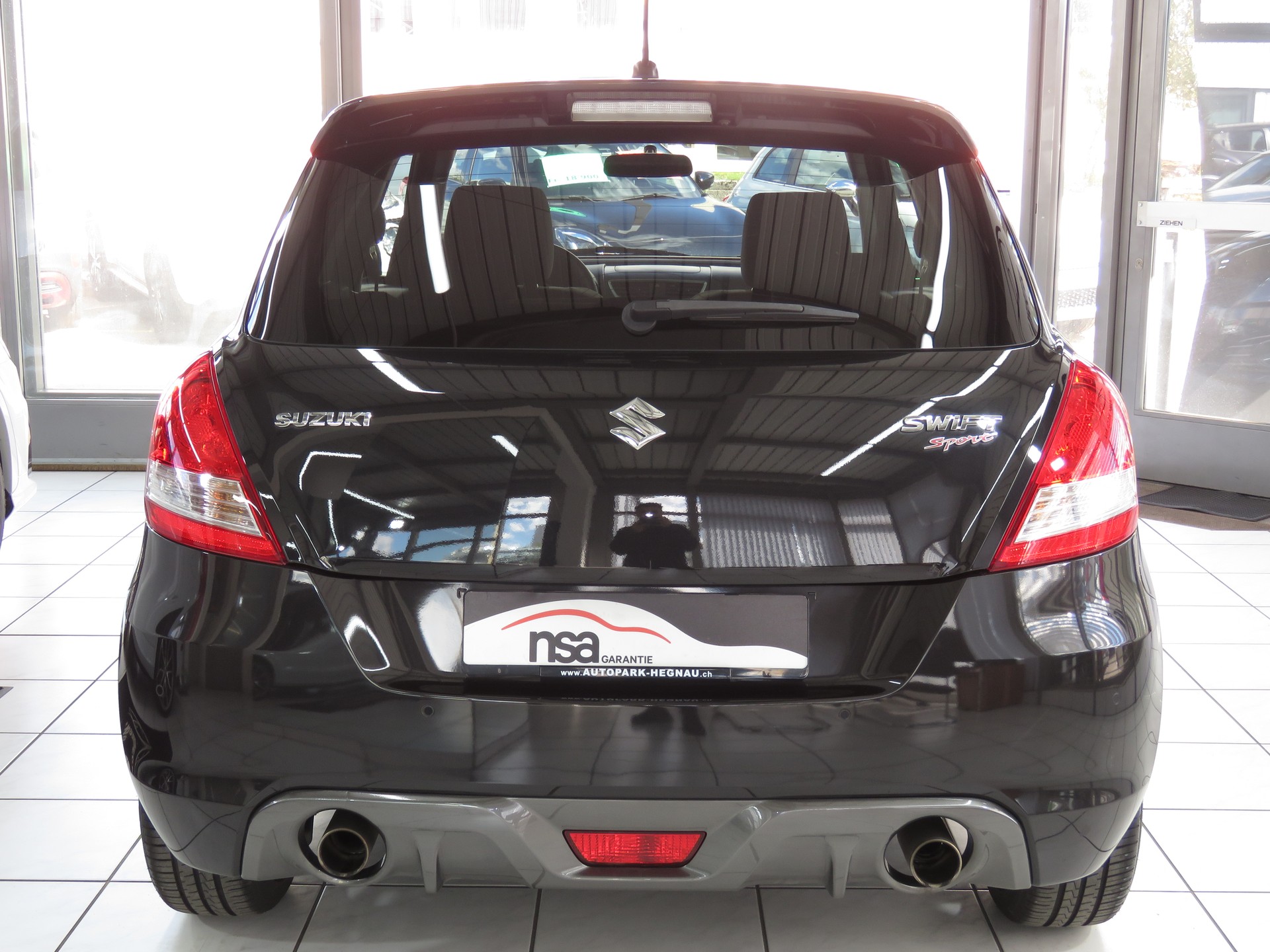 SUZUKI Swift 1.6i 16V Sport Sergio Cellano-image-4