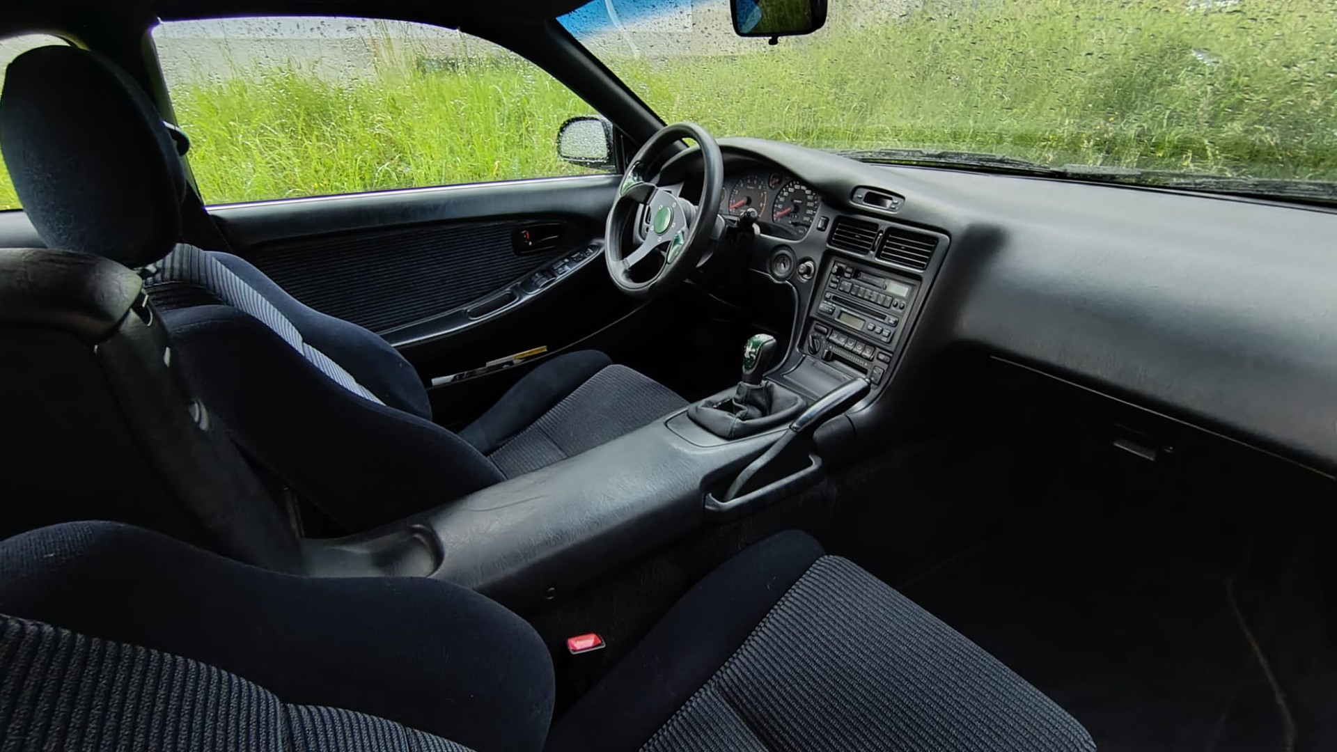 TOYOTA MR2-image-3