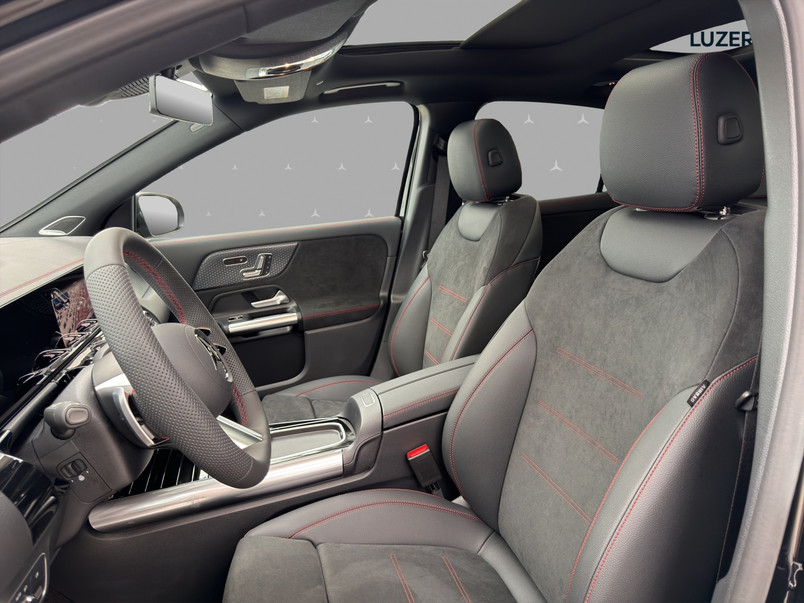 MERCEDES-BENZ EQA 300 66,5kWh 4Matic Excellence-image-7