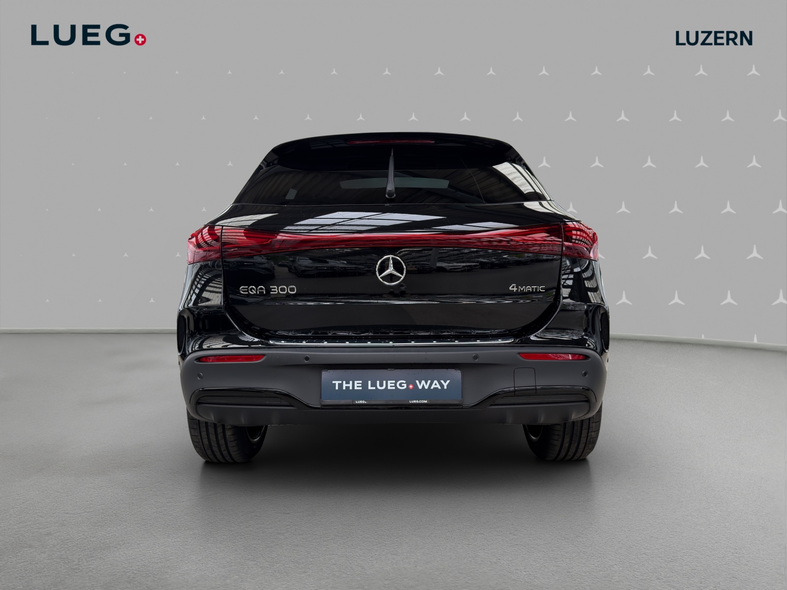 MERCEDES-BENZ EQA 300 66,5kWh 4Matic Excellence-image-3