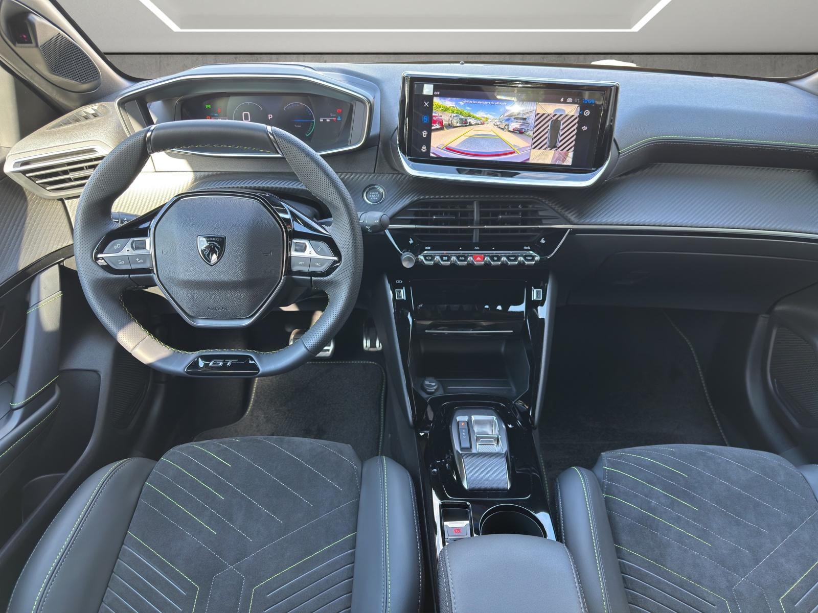 PEUGEOT 208 1.2 Hybrid 145 GT-image-9