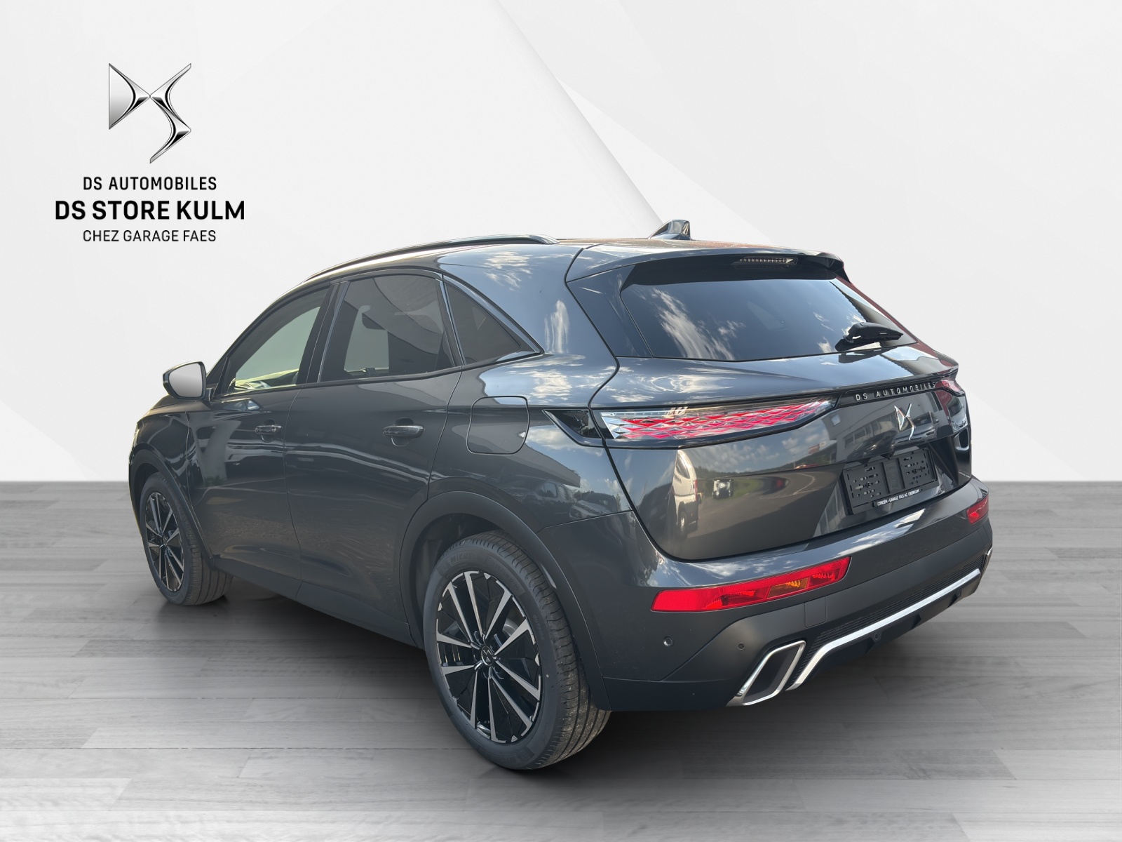 DS AUTOMOBILES DS7 1.6 E-Tense Étoile 4x4-showroom-element-3