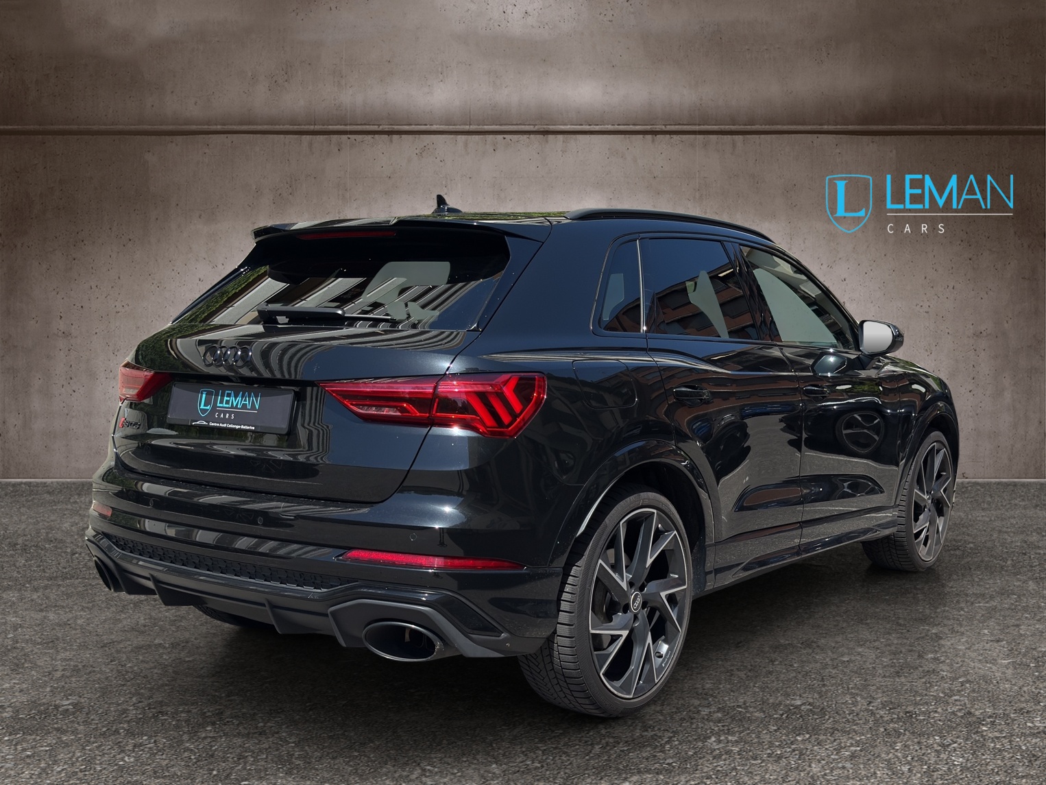 AUDI RS Q3 2.5 TFSI quattro S tronic-image-3