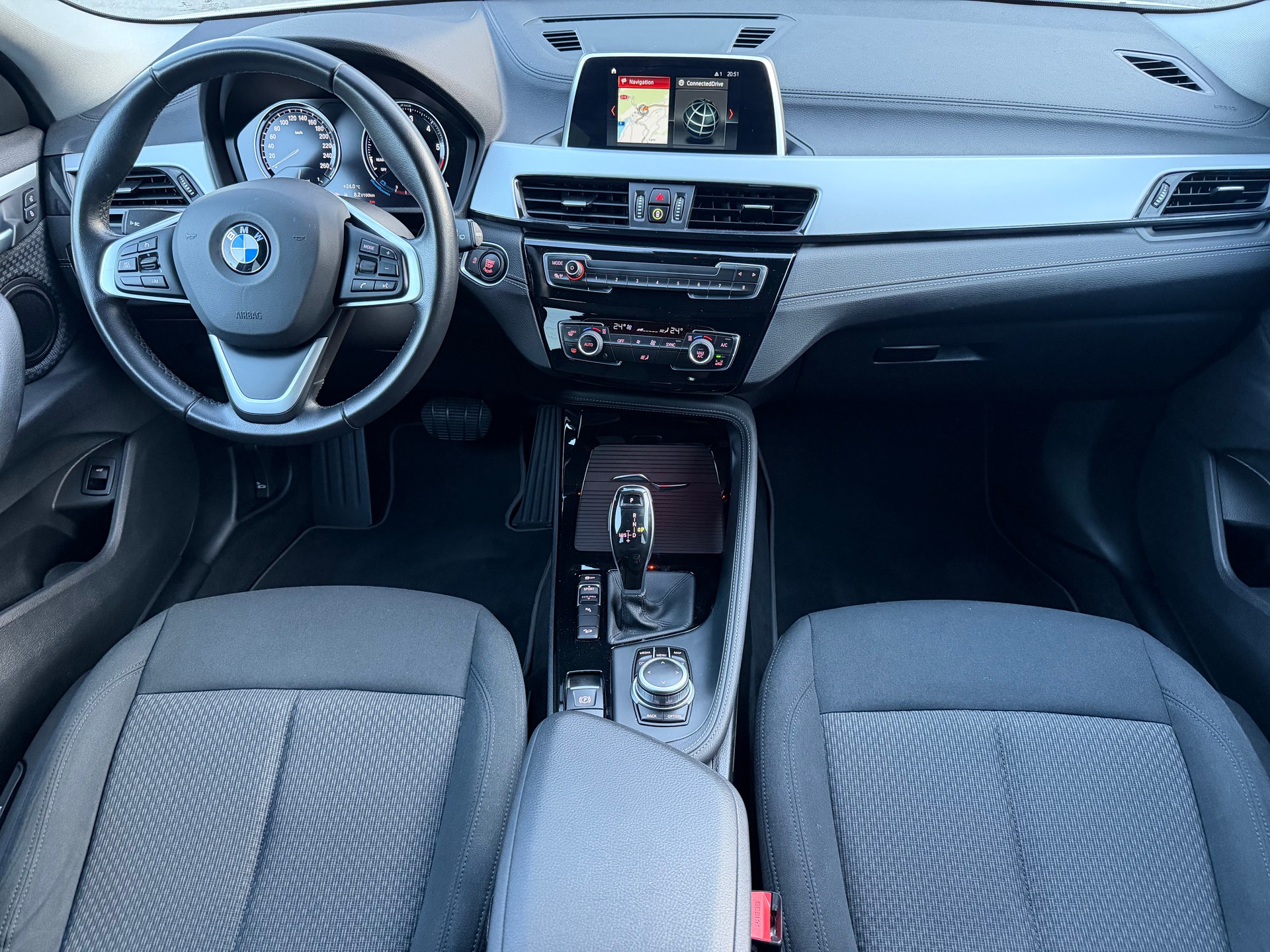 BMW X2 xDrive 18d Steptronic-image-10