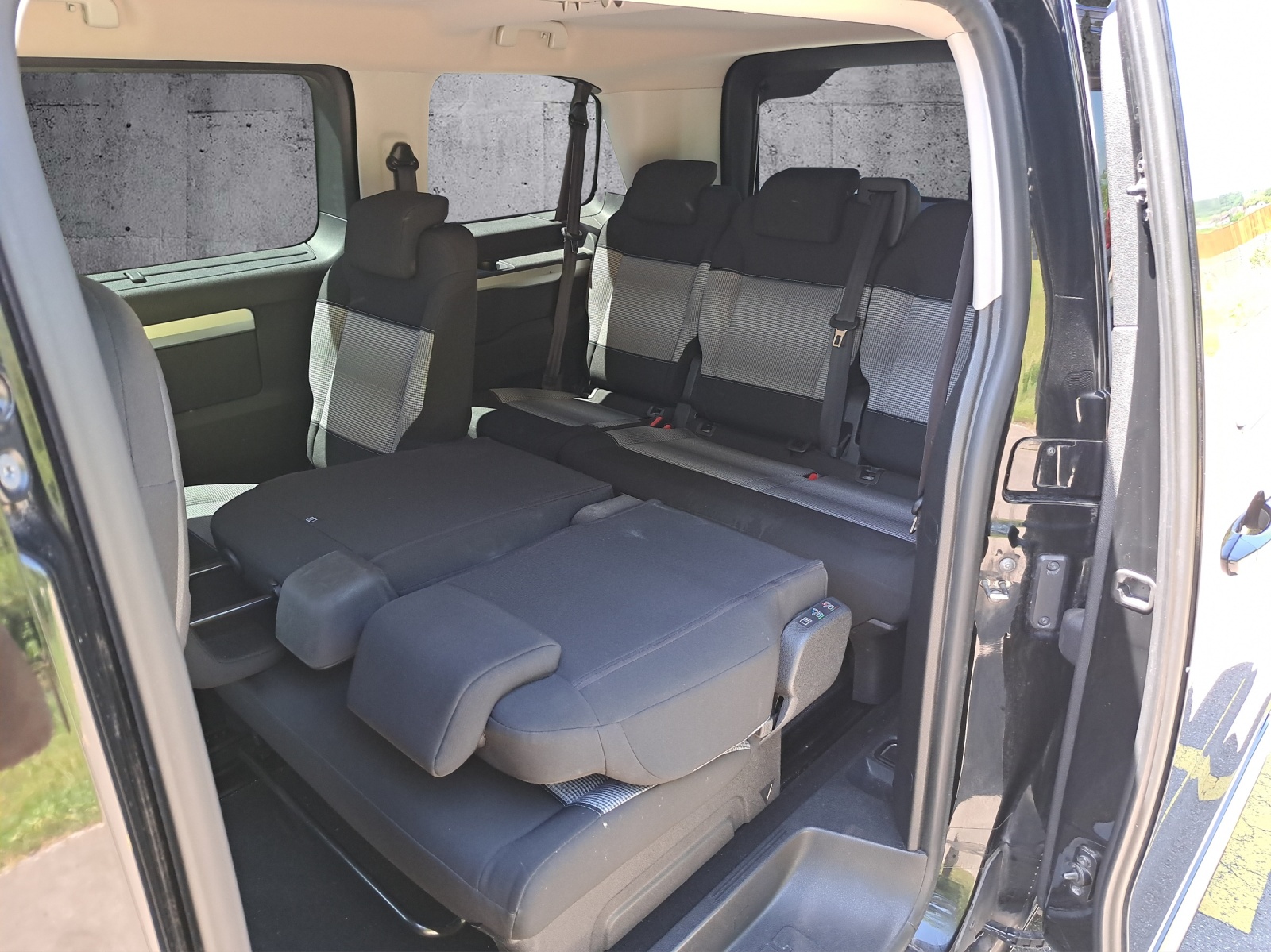 CITROEN Spacetourer M 2.0 BlueHDi 180-image-16