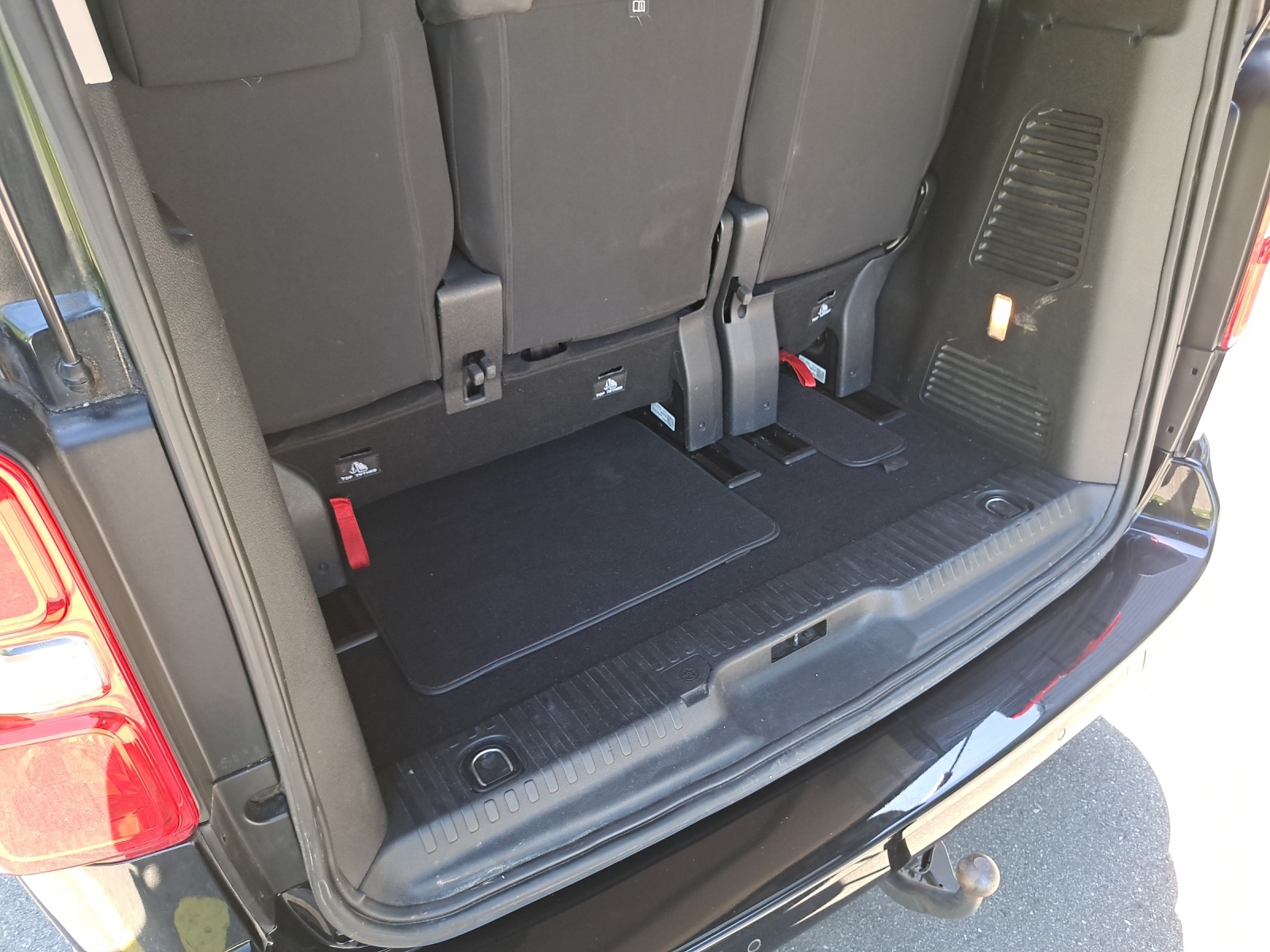 CITROEN Spacetourer M 2.0 BlueHDi 180-image-17