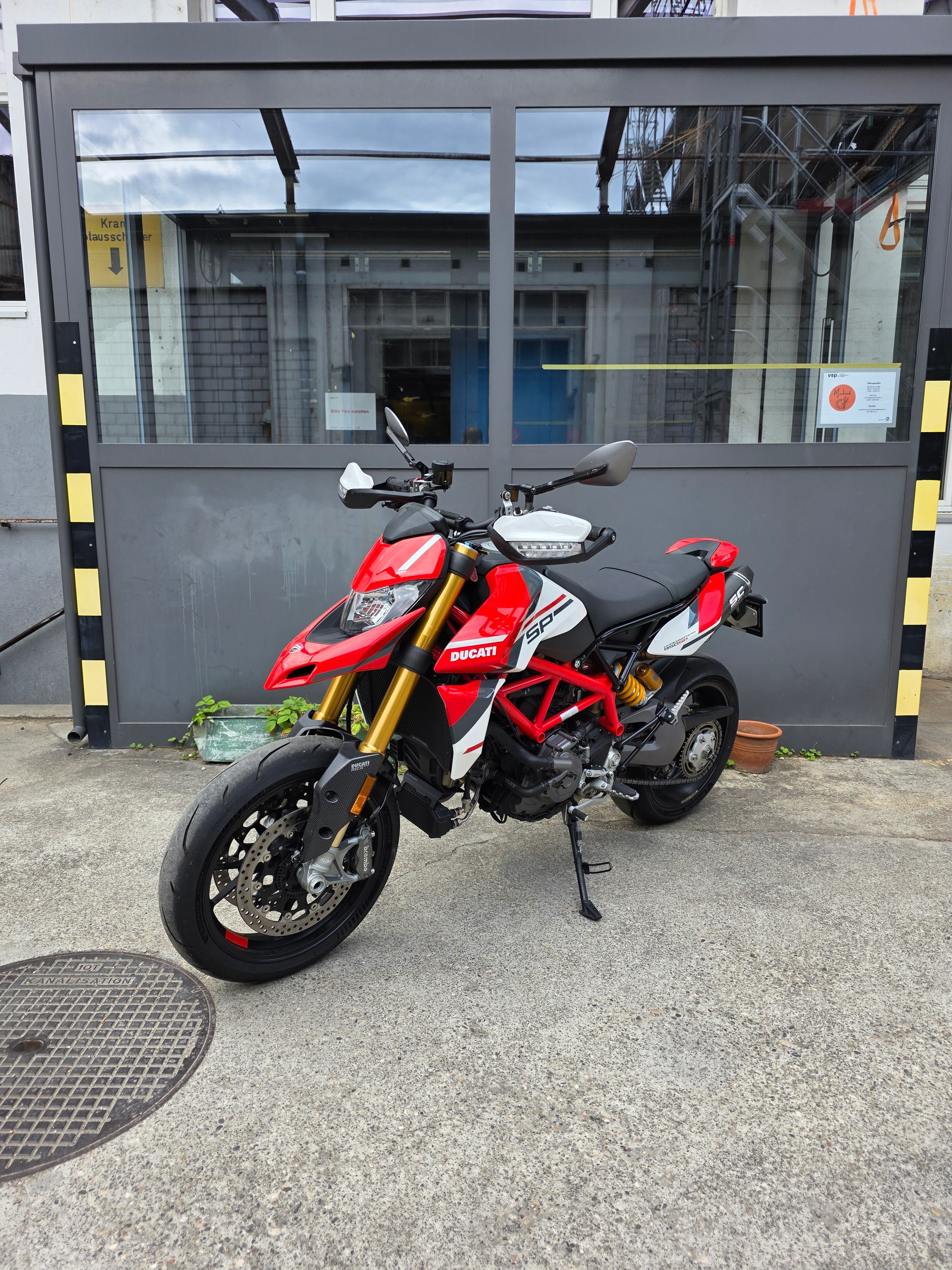 DUCATI Hypermotard 950 SP-image-3
