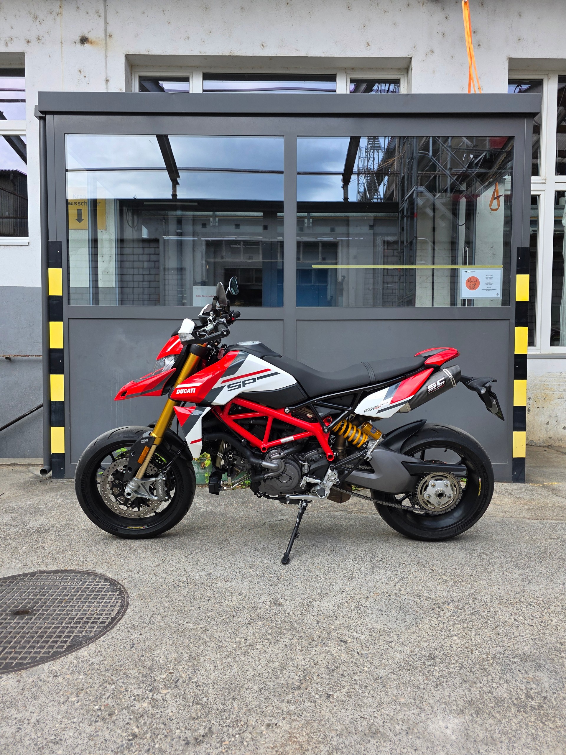 DUCATI Hypermotard 950 SP-image-4