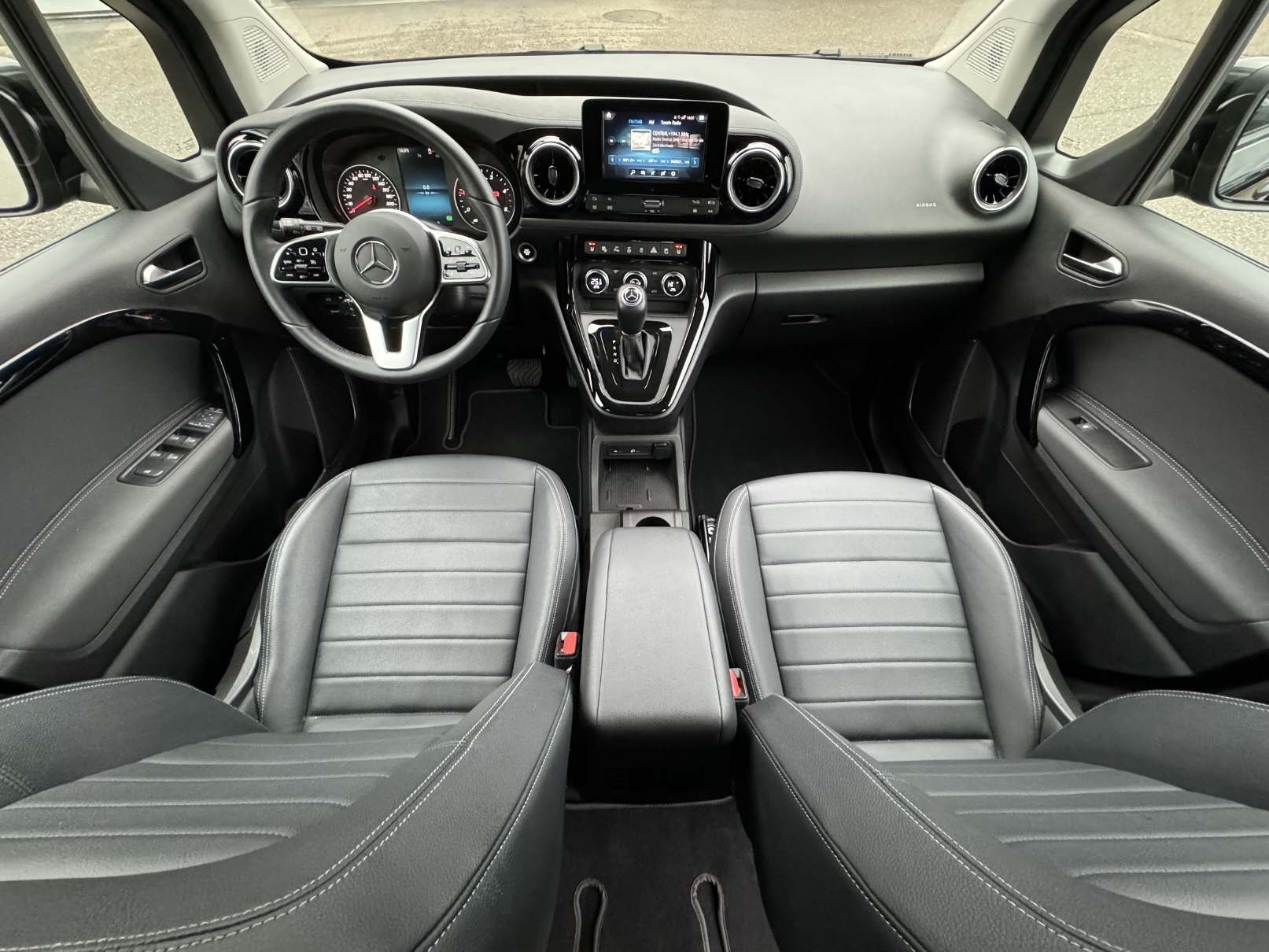 MERCEDES-BENZ T 180d Progressive Van S-image-6