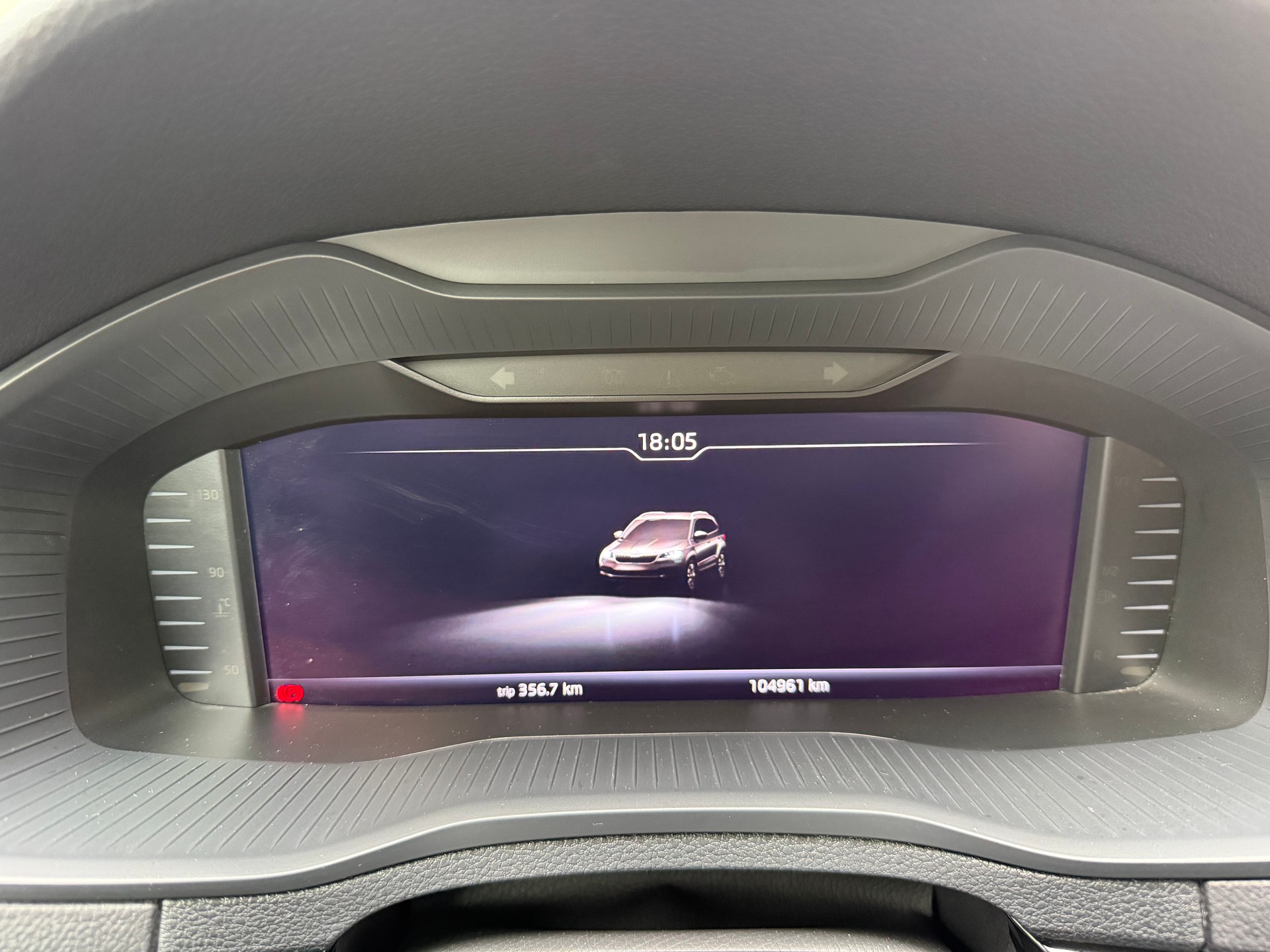 SKODA Karoq 2.0 TSI SportLine 4x4 DSG *Frisch ab MFK *Automat *Klimatisierungsautomatik *Rückfahrkamera *Start/Stop *Sitzheizung-image-12