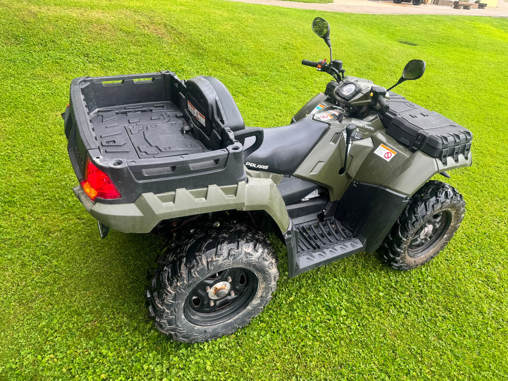 POLARIS Sportsman 570 4x4-image-0