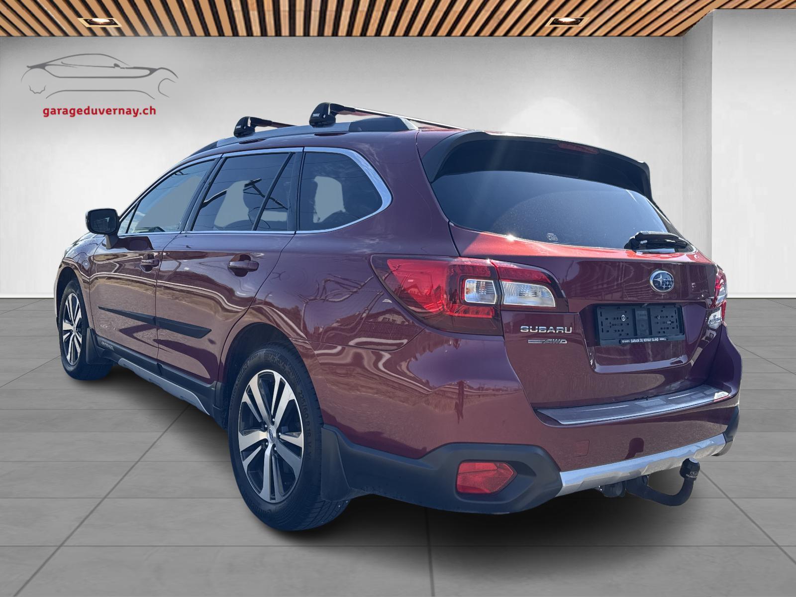SUBARU Outback 2.5i Luxury AWD Lineartronic-showroom-element-3