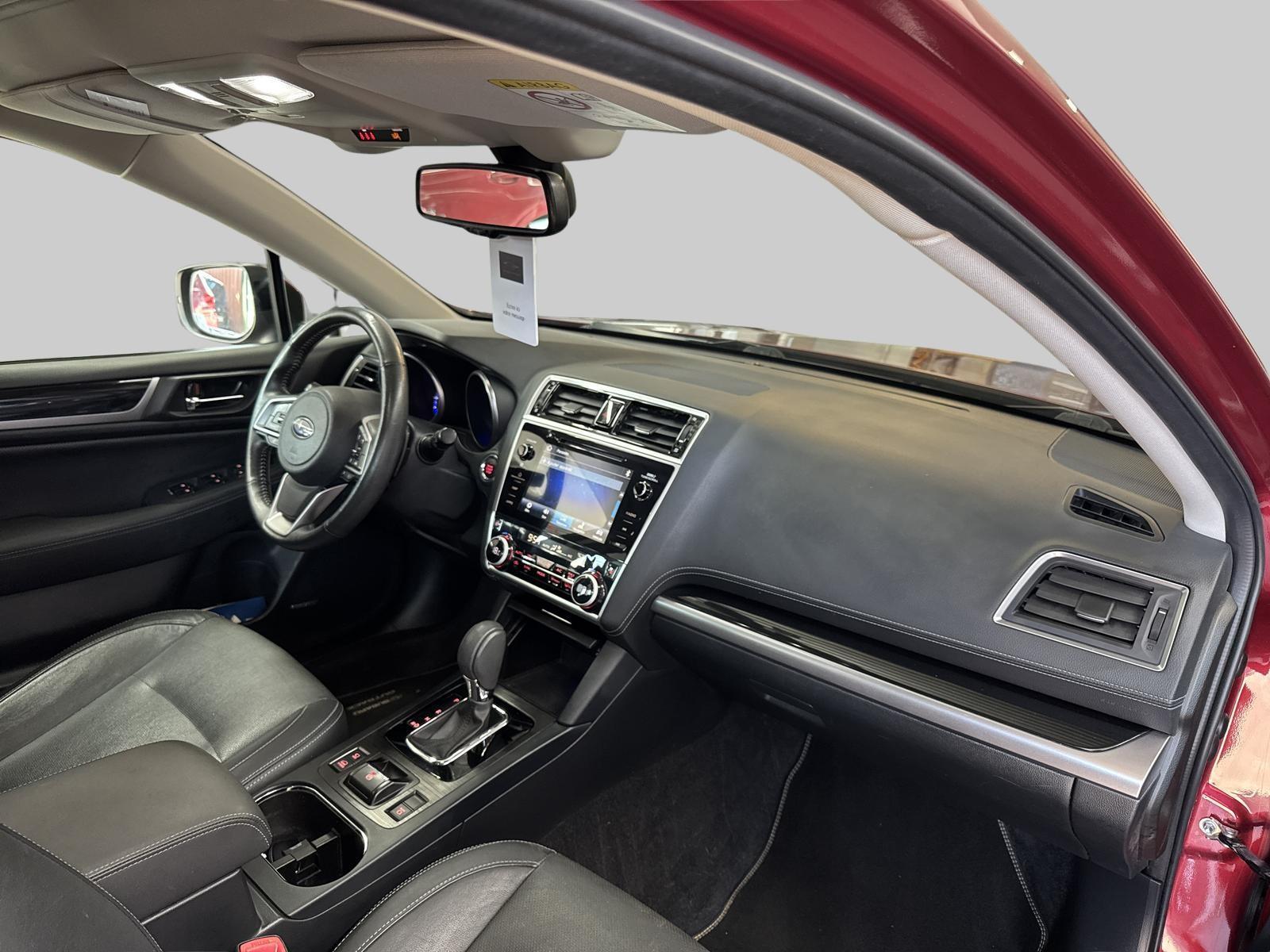 SUBARU Outback 2.5i Luxury AWD Lineartronic-image-16