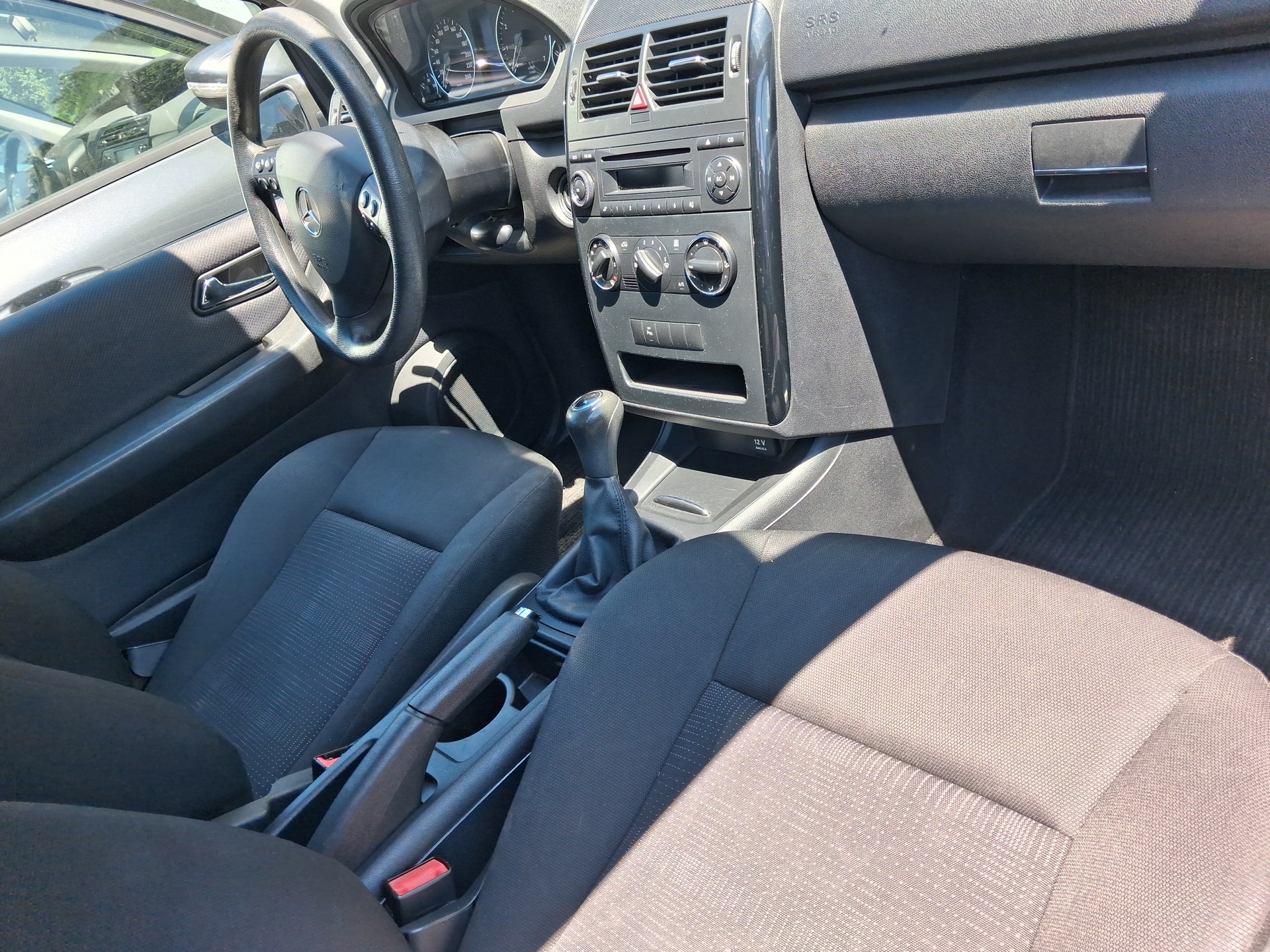 MERCEDES-BENZ A 160 (150) BlueEfficiency-image-7