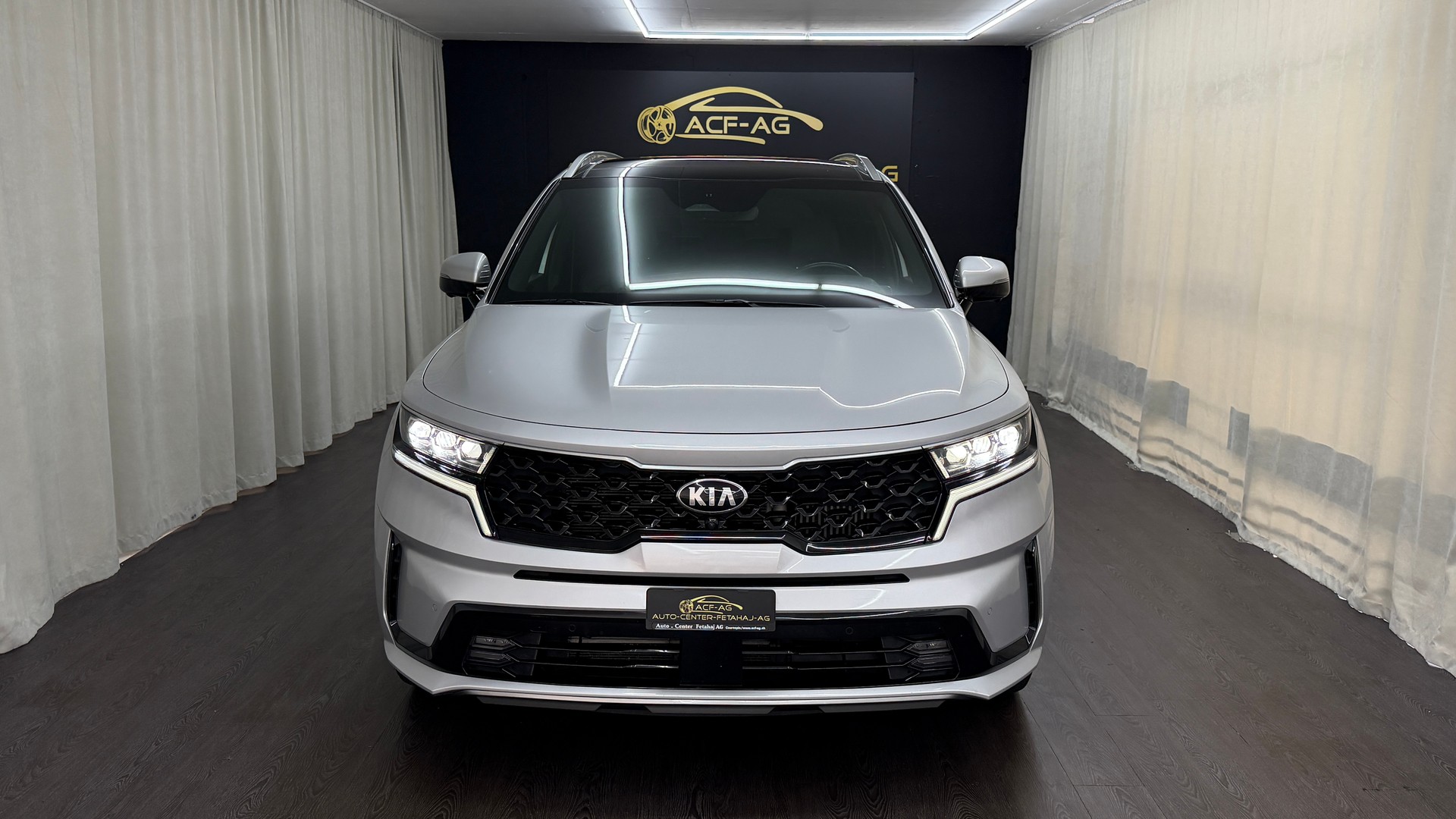 KIA Sorento 1.6 T-GDi HEV 7P. Sorento-showroom-element-1