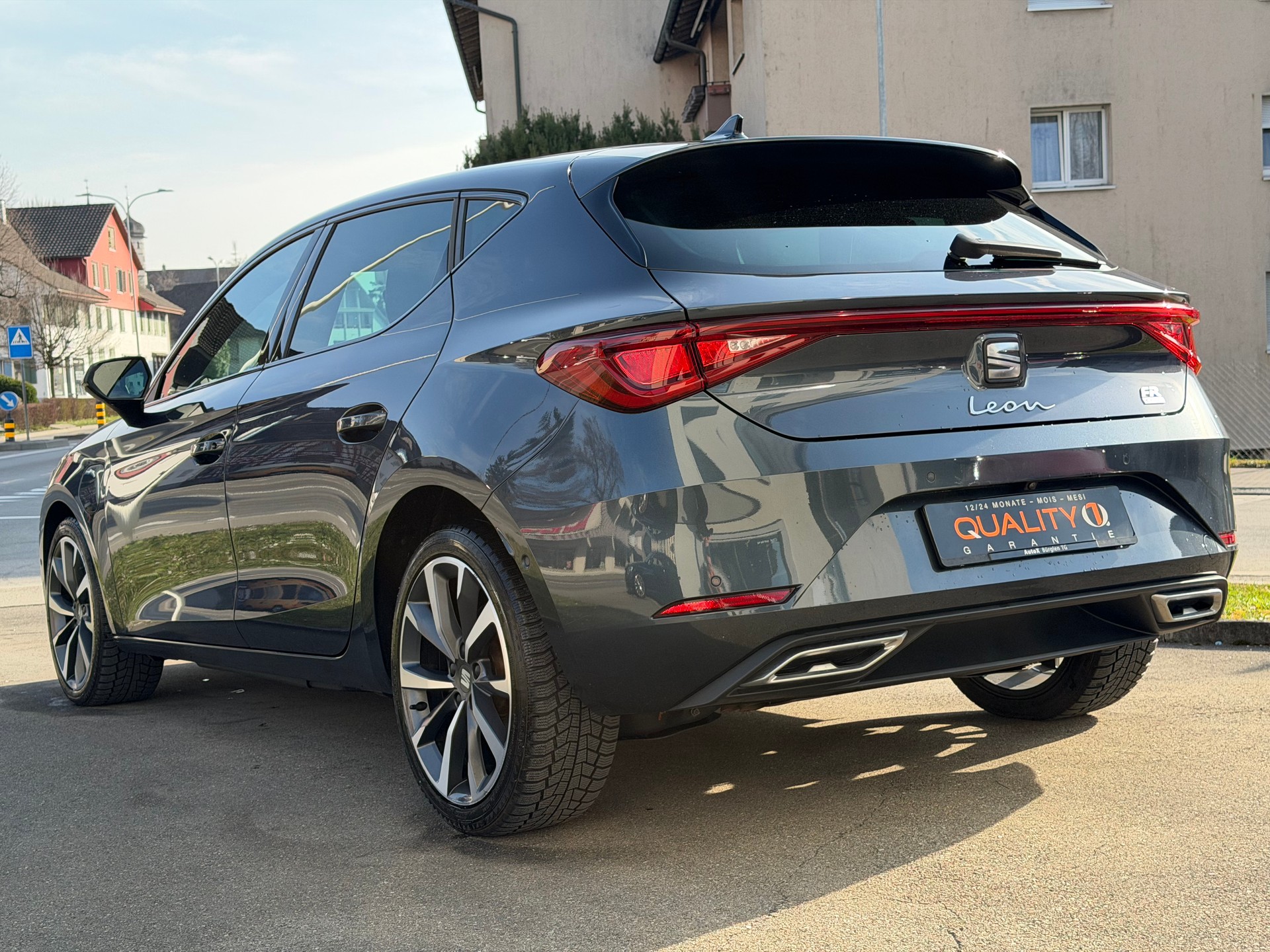 SEAT Leon 1.4 eHybrid pHEV DSG FR Vollausstattung-image-7