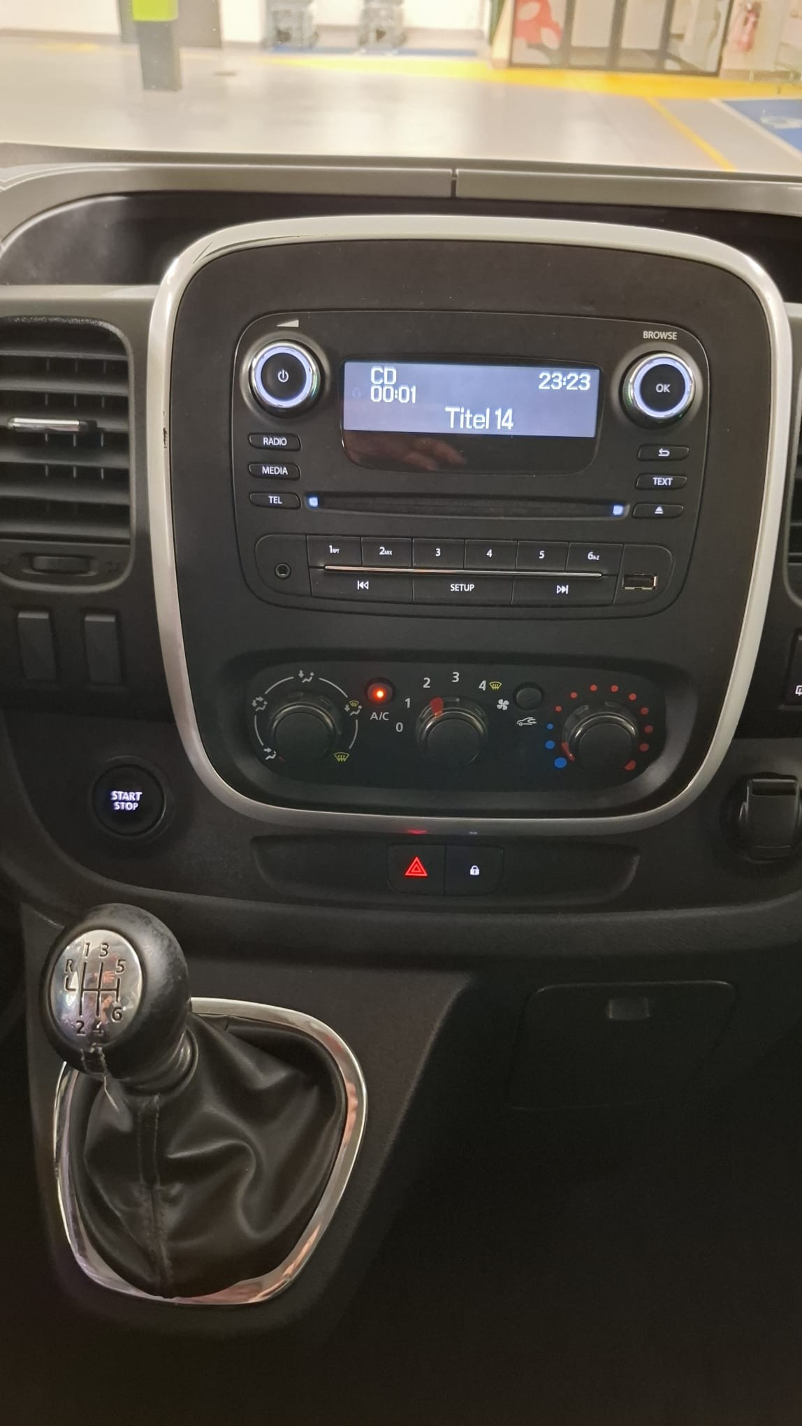 NISSAN NV300 dCi 95 2.7 L1H1 Pro-image-12