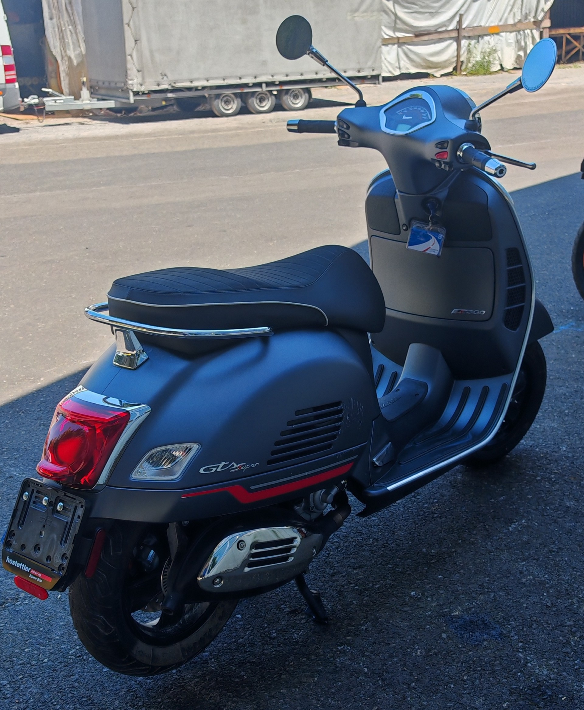 PIAGGIO Vespa GTS 300 Touring ABS-image-3