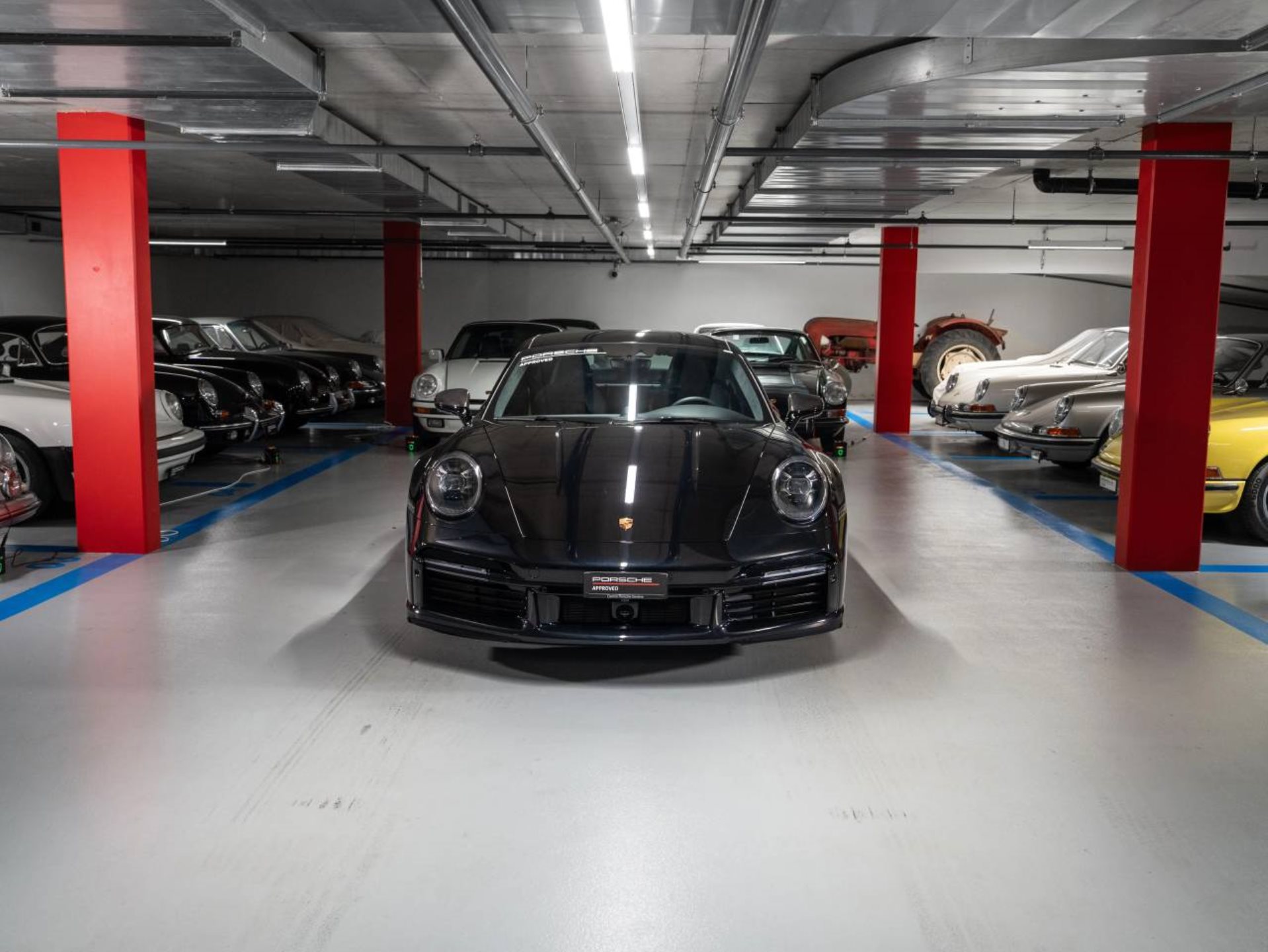 PORSCHE 911 Turbo S (MY21)-image-6