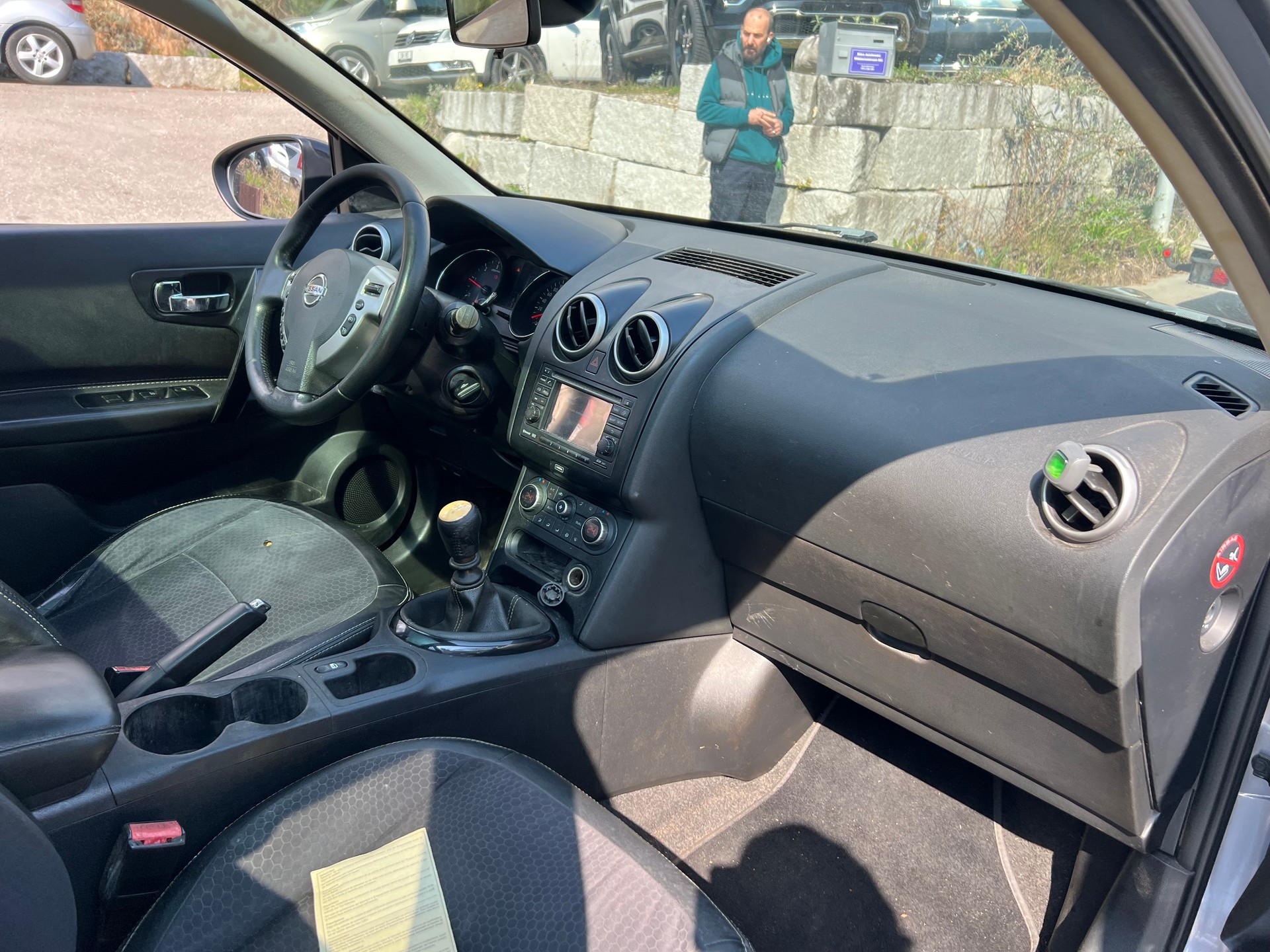 NISSAN Qashqai 1.6 dCi iStop acenta-image-9