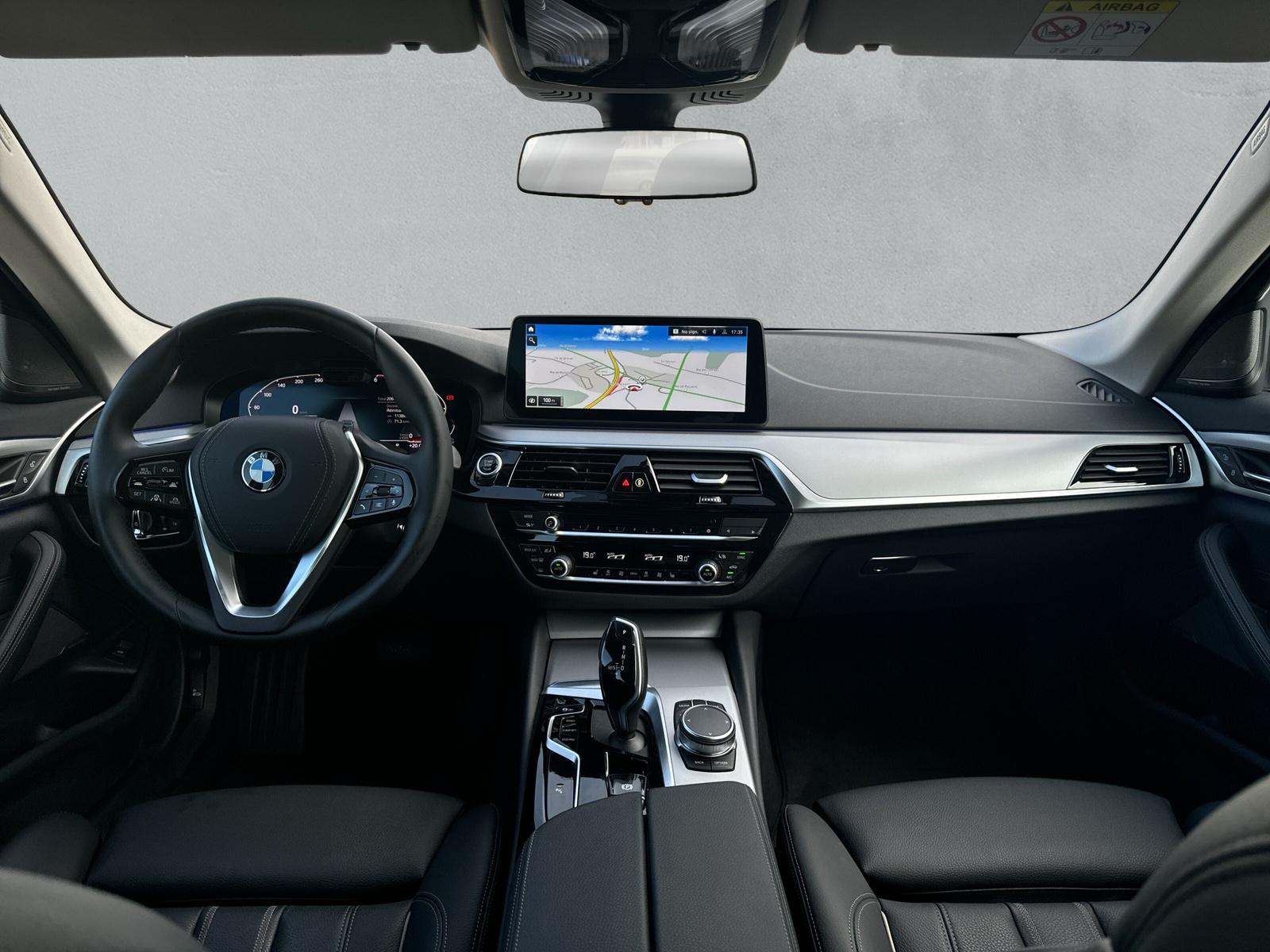 BMW 530d xDrive 48V Touring 📍-image-7
