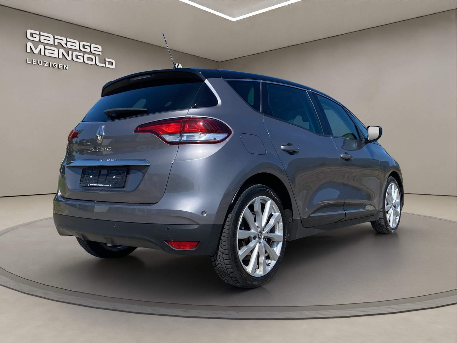 RENAULT Scénic 1.6 dCi Initiale Paris EDC-image-4