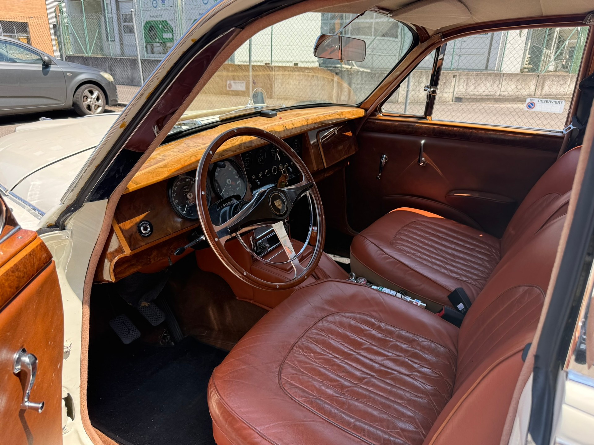 JAGUAR MK 2-image-12