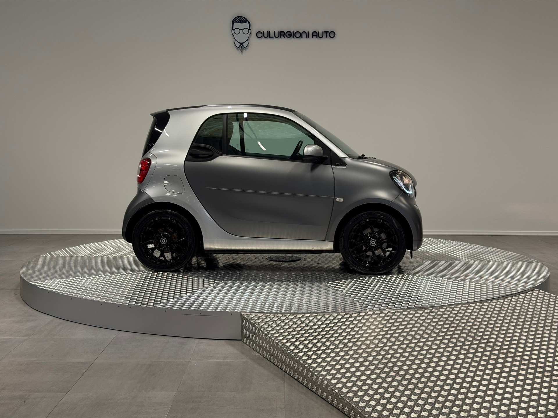 SMART fortwo prime twinmatic-showroom-element-3