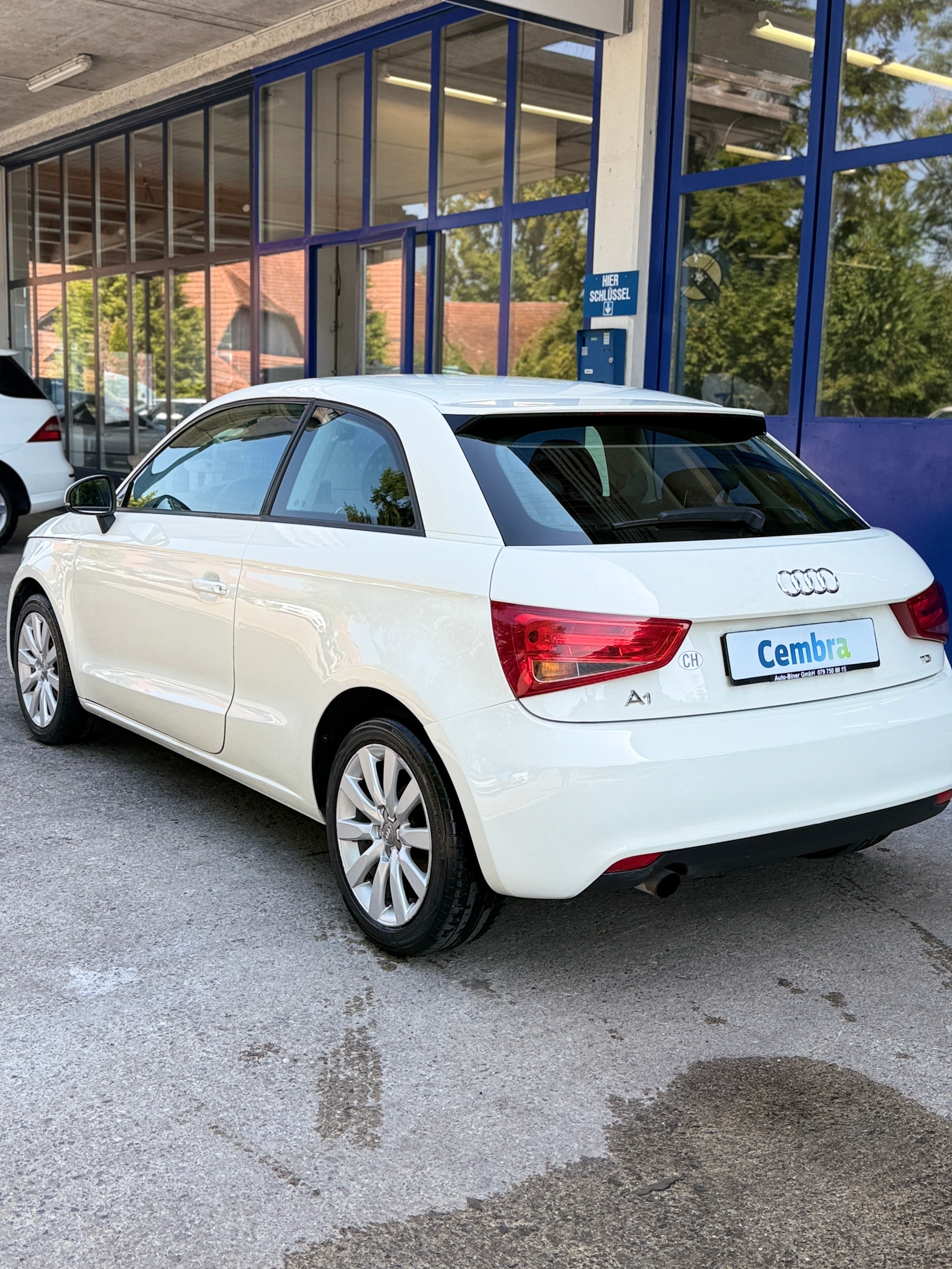 AUDI A1 1.2 TFSI Ambition-showroom-element-2