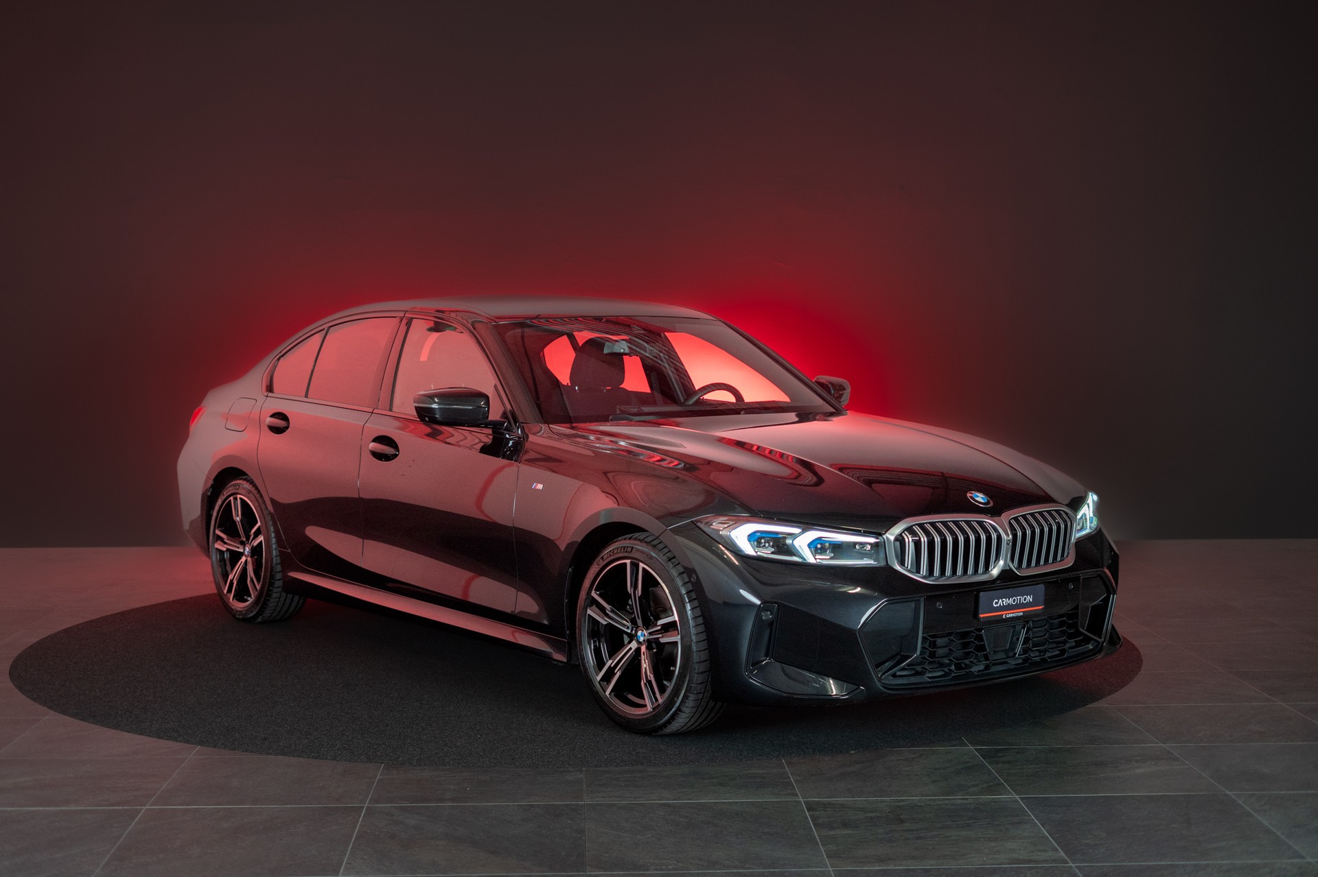 BMW 320d M Sport SAG / 360°Kamera / HeadUp / el.Heckklappe-showroom-element-2
