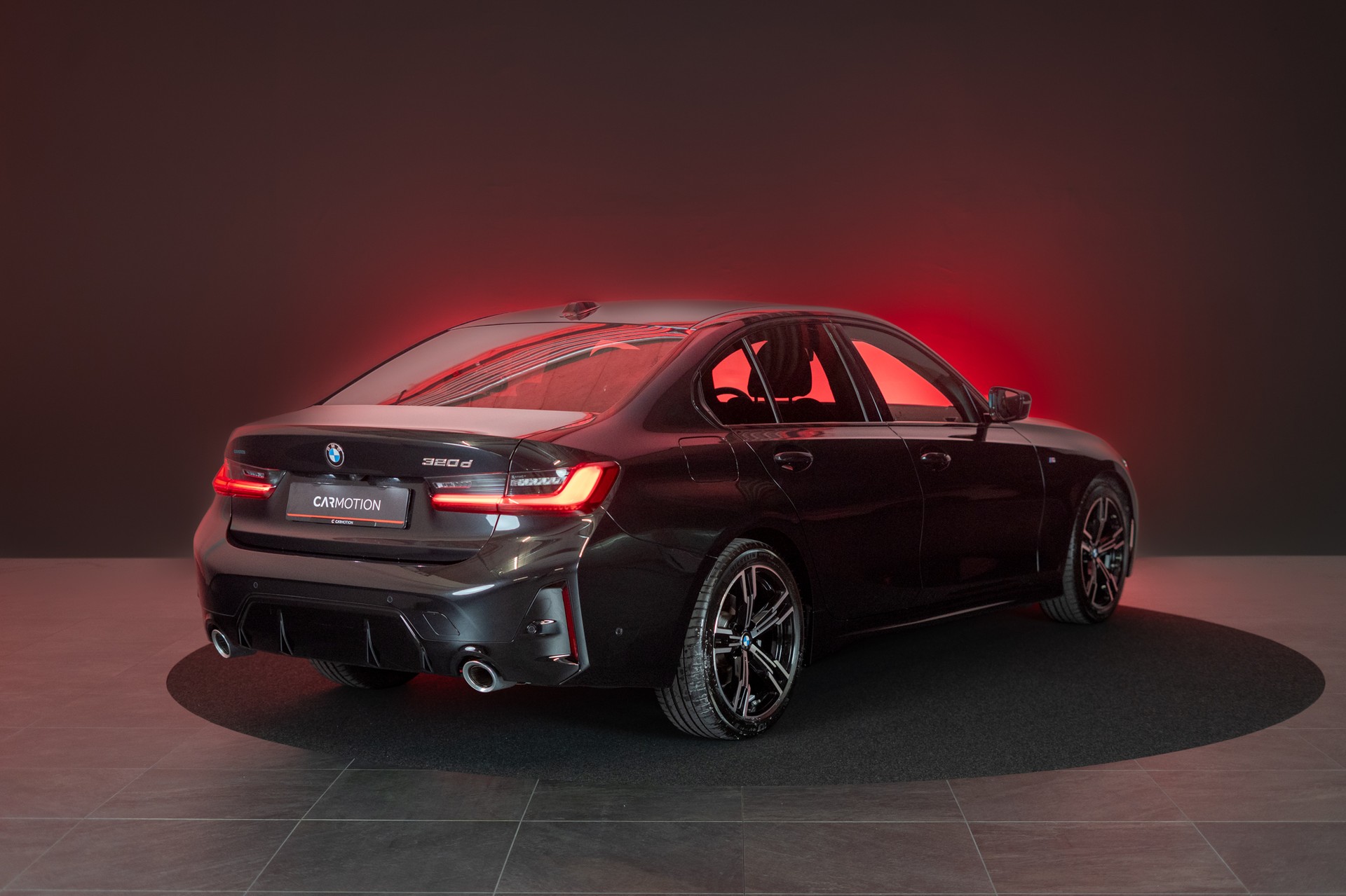 BMW 320d M Sport SAG / 360°Kamera / HeadUp / el.Heckklappe-showroom-element-3