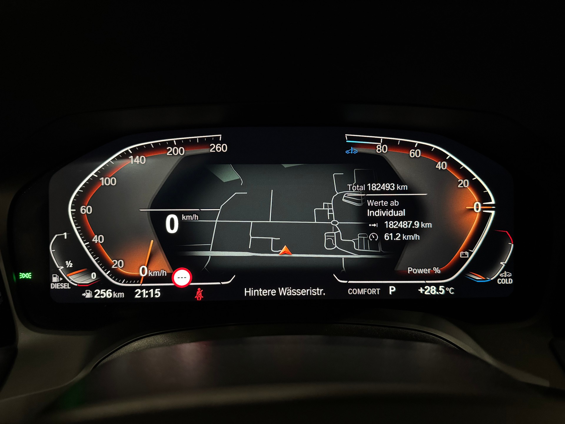 BMW 320d xDrive 48V Touring Steptronic | 1.Hand | AHK |-image-18
