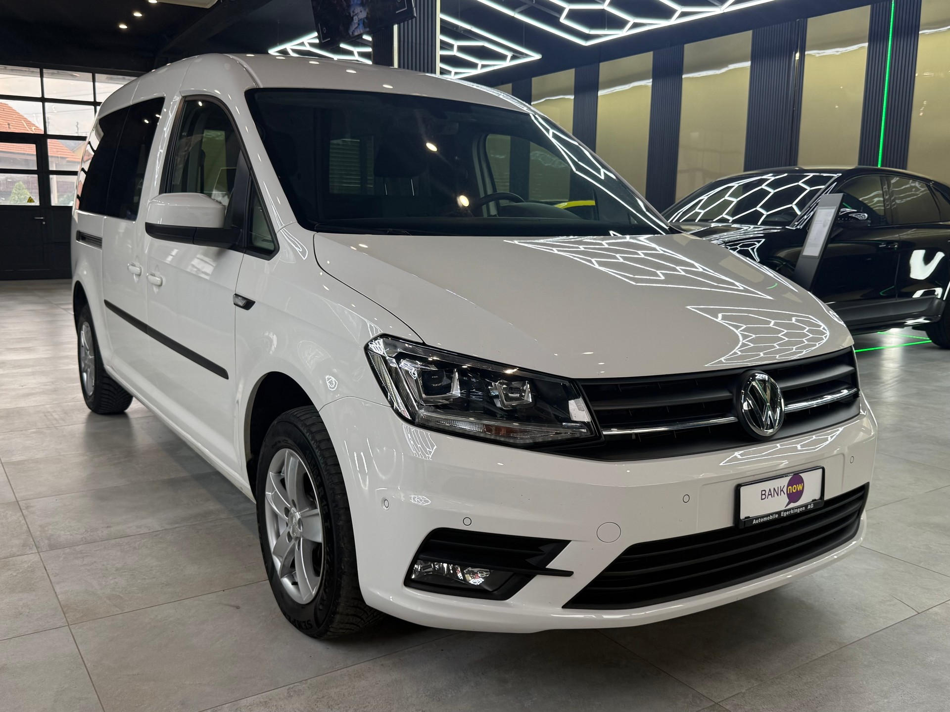 VW Caddy Maxi 2.0TDI BlueMotion Technology DSG-showroom-element-2